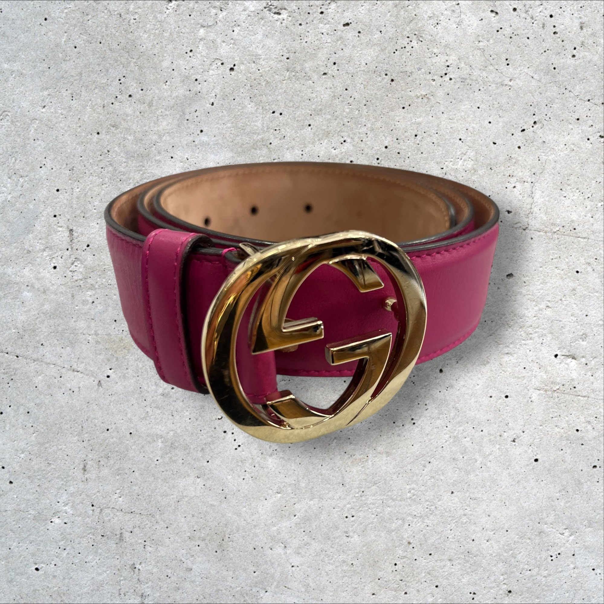 adomimod.com-gucci-ceinture-cuir-rose-taille-85Photoroom_009_20241003_143522.jpg