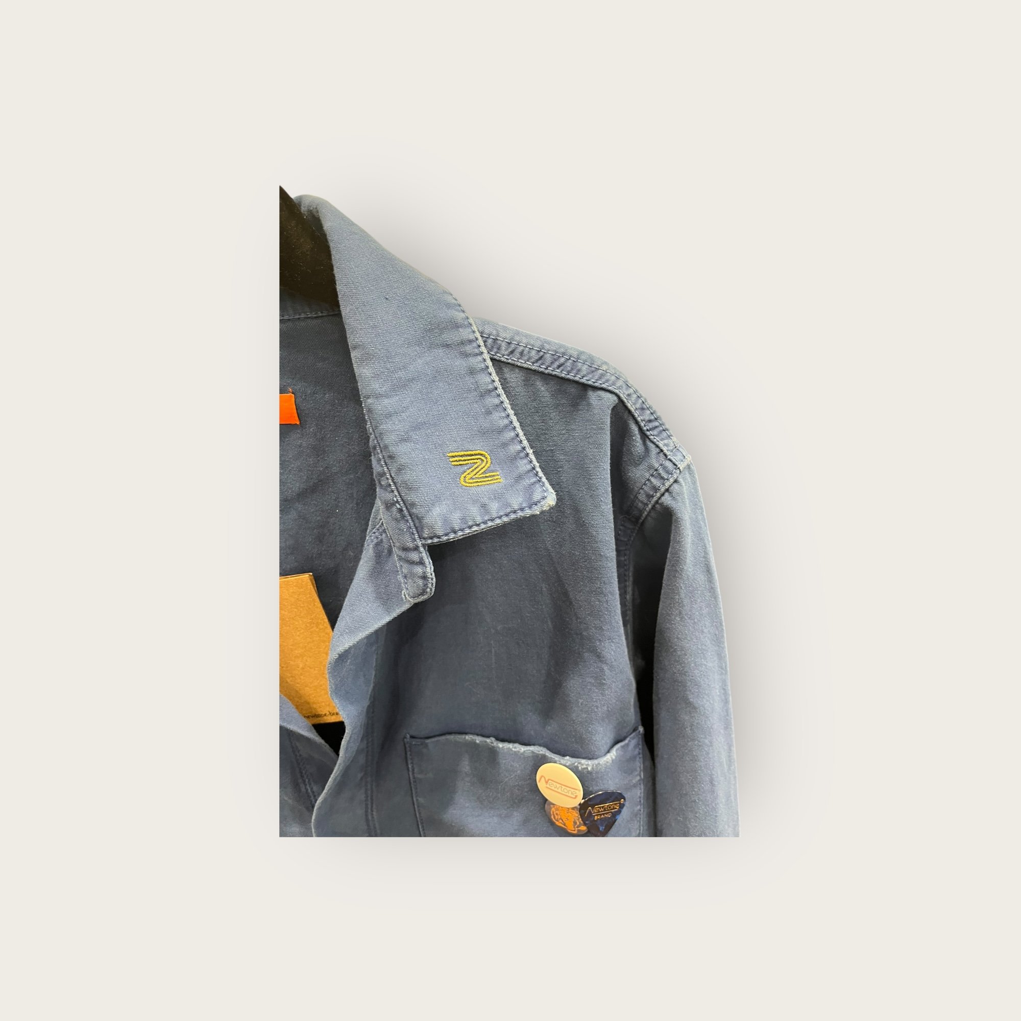 adomimod.com-newtone-combinaison-bleu-tigre-orange-taille-1Photoroom_008_20240923_154823.jpg