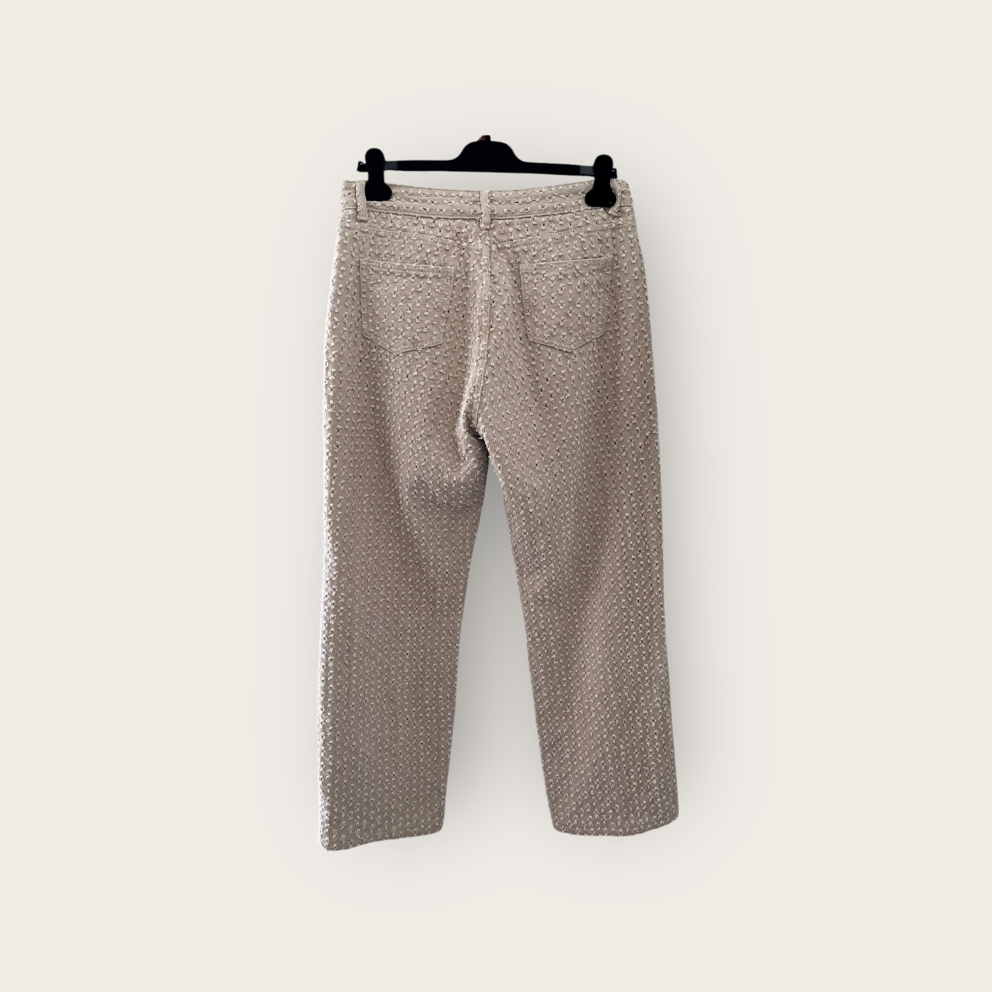 adomimod.com-hotel-particulier-jeans-nude-taille-42Photoroom_003_20250410_154417.jpeg