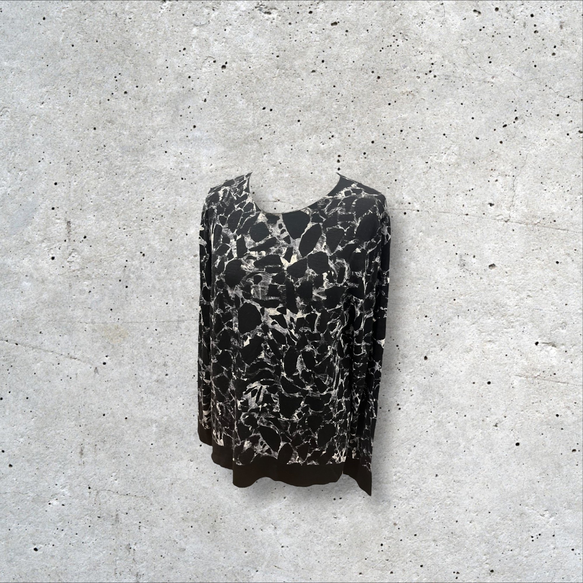 adomimod.com-balenciaga-pull-taille-38Photoroom_011_20241008_115131.jpg