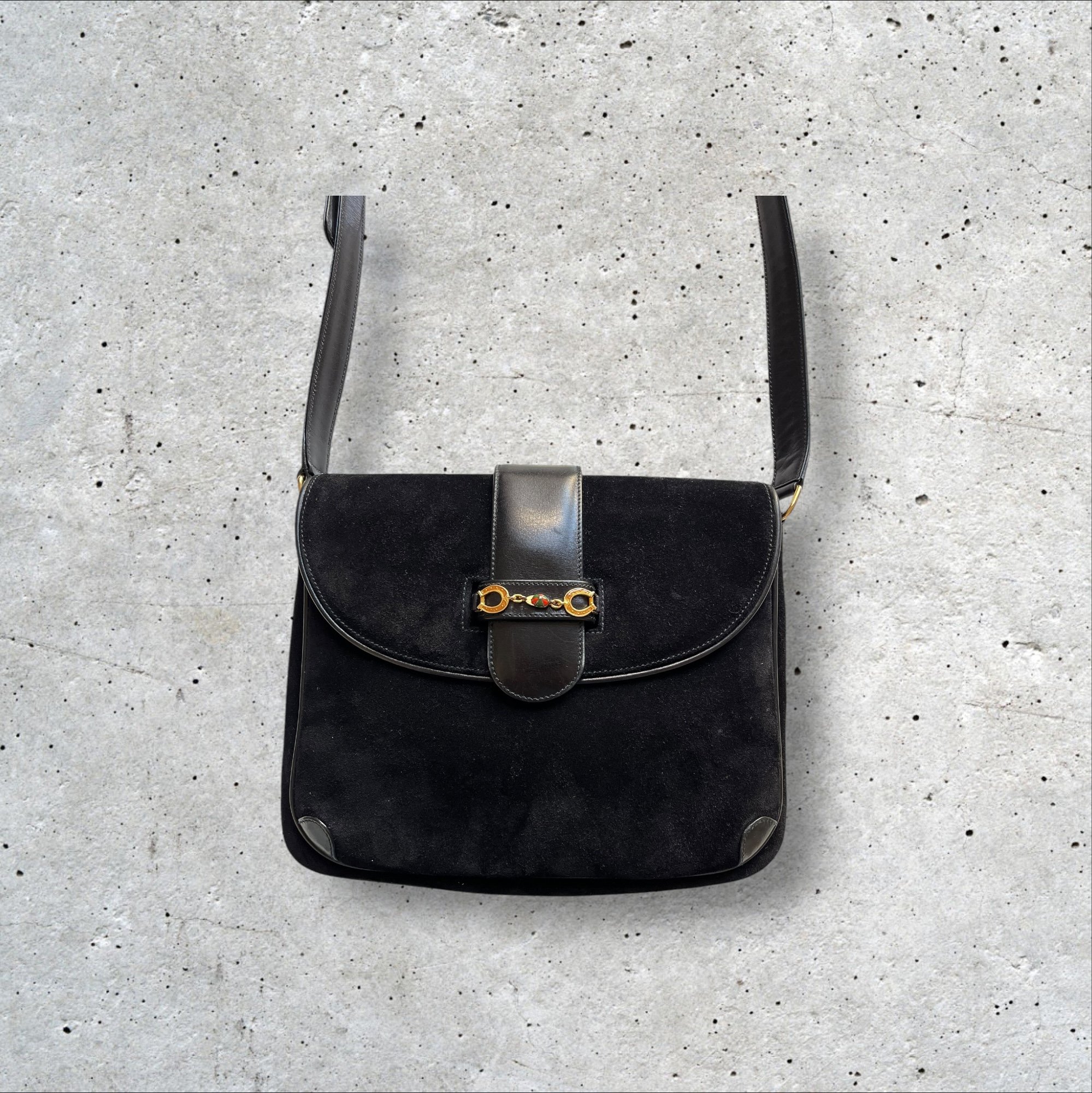adomimod.com-gucci-sac-nubuck-noirPhotoroom_006_20250404_181000.jpeg