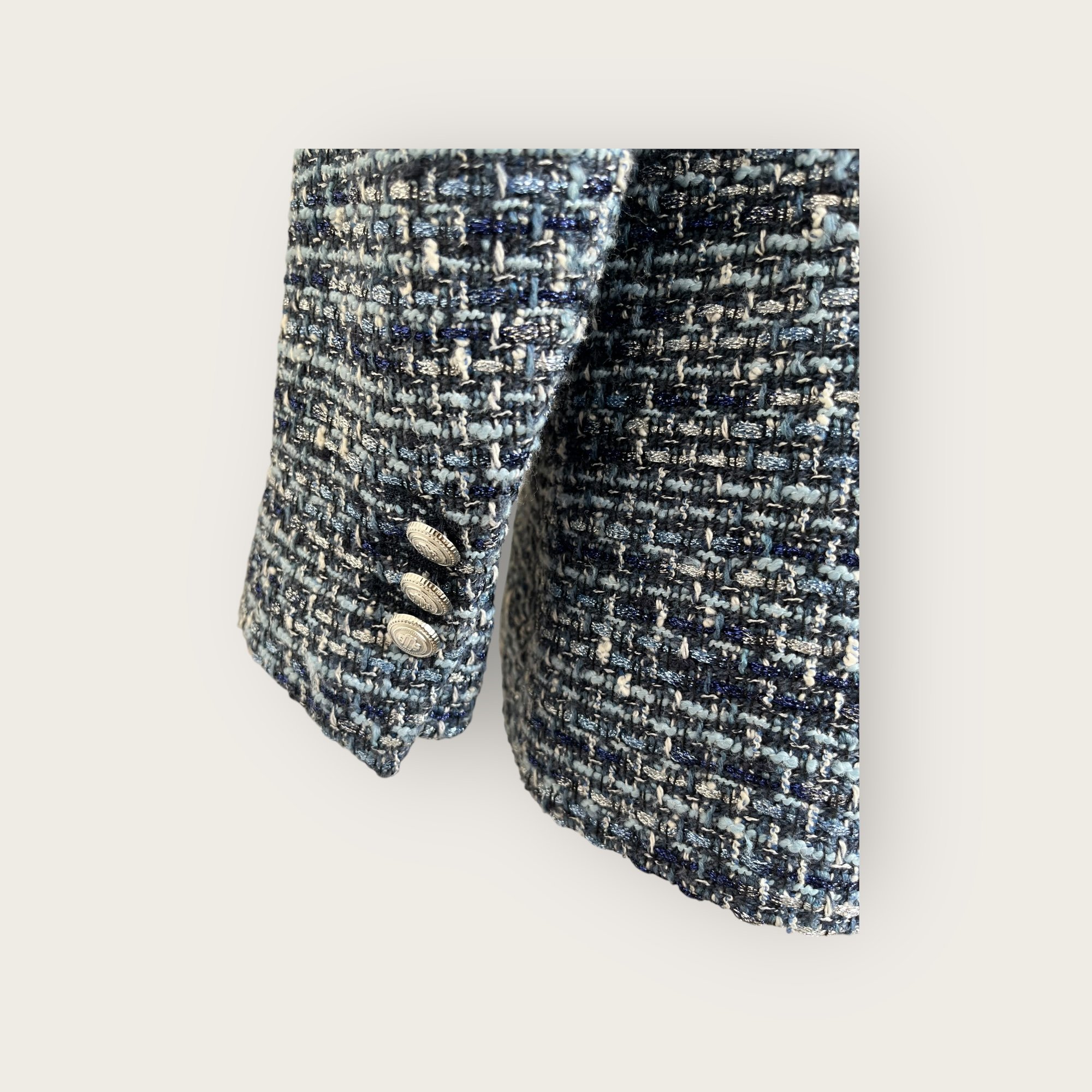 adomimod.com-maje-blazer-long-tweed-gris-bleu-taille-38Photoroom_002_20250422_145903.jpeg