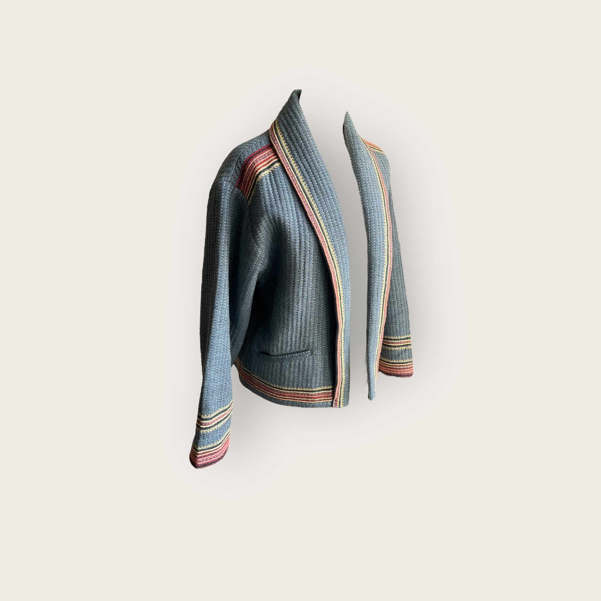 adomimod.com-BASH-veste-coton-bleu-jeans-taille-38adomimod.com-louis-vuitton-veste-coton-bleu-jeans-taille-38Photoroom_006_20250322_121937.jpeg