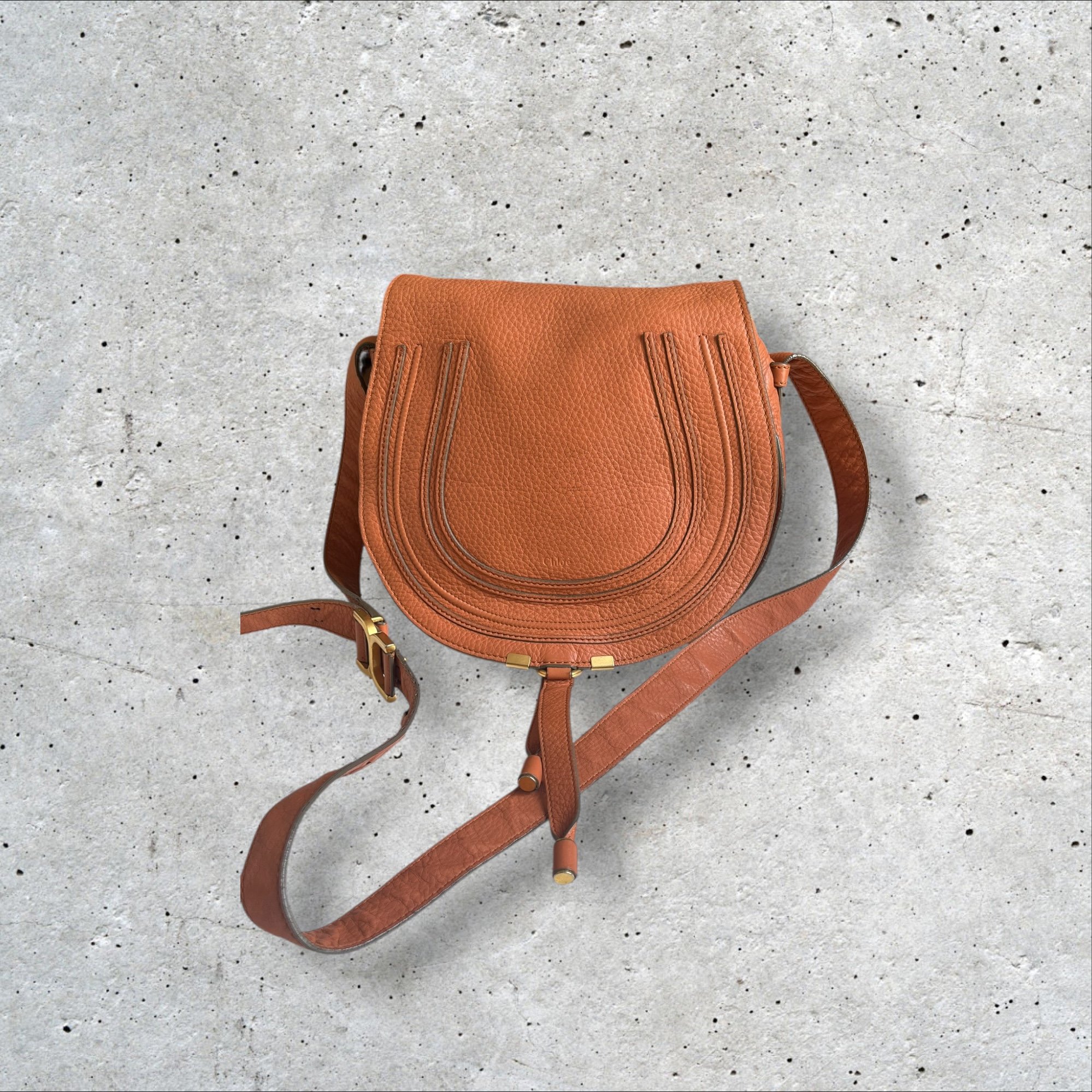 adomimod.com-CHLOE_SAC_MARCIE_BESACE_CUIR_ABRICOTPhotoroom_009_20250521_165247.jpeg