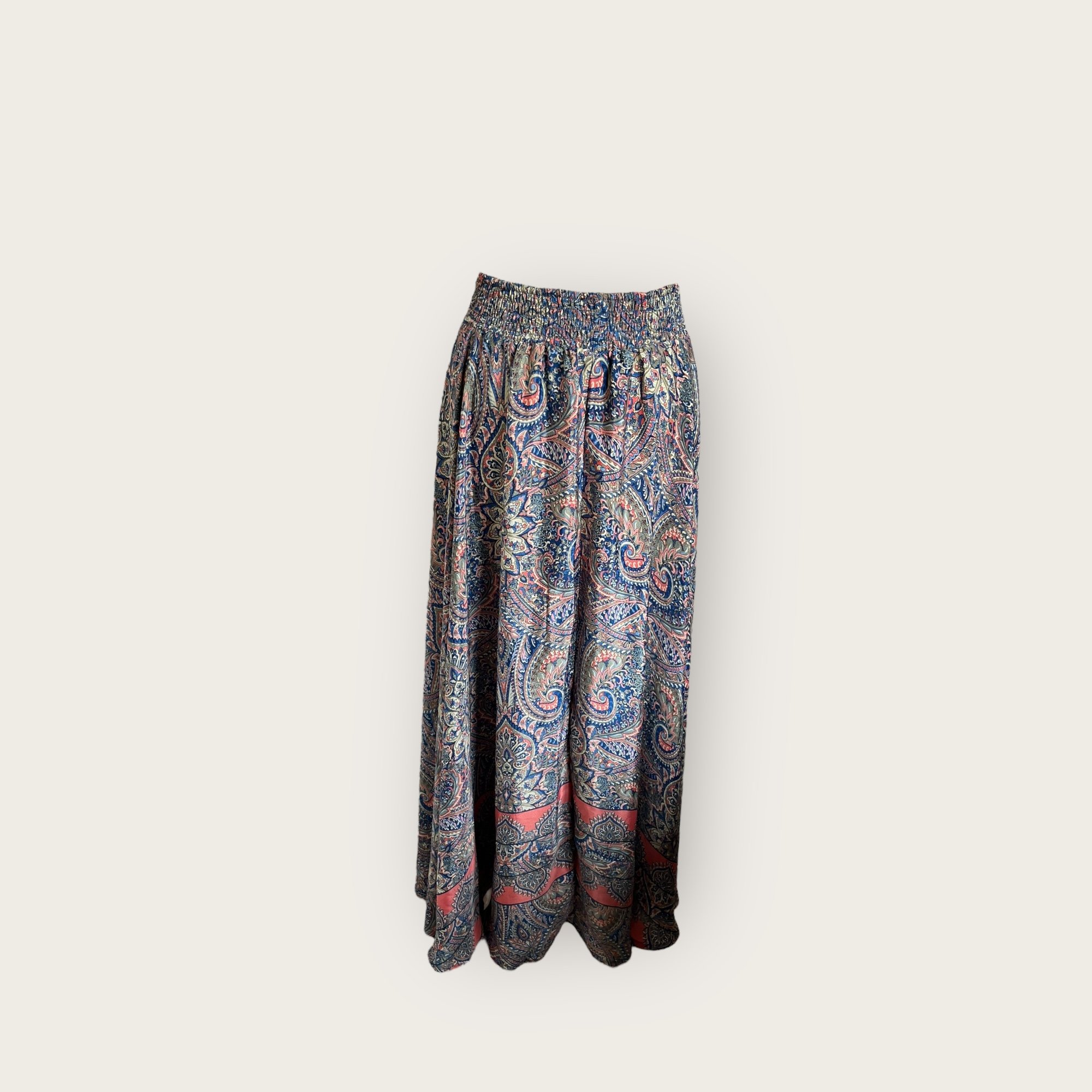 adomimod.com-addictive-jupe-longue-soie-taille-38Photoroom_004_20250417_150402.jpeg