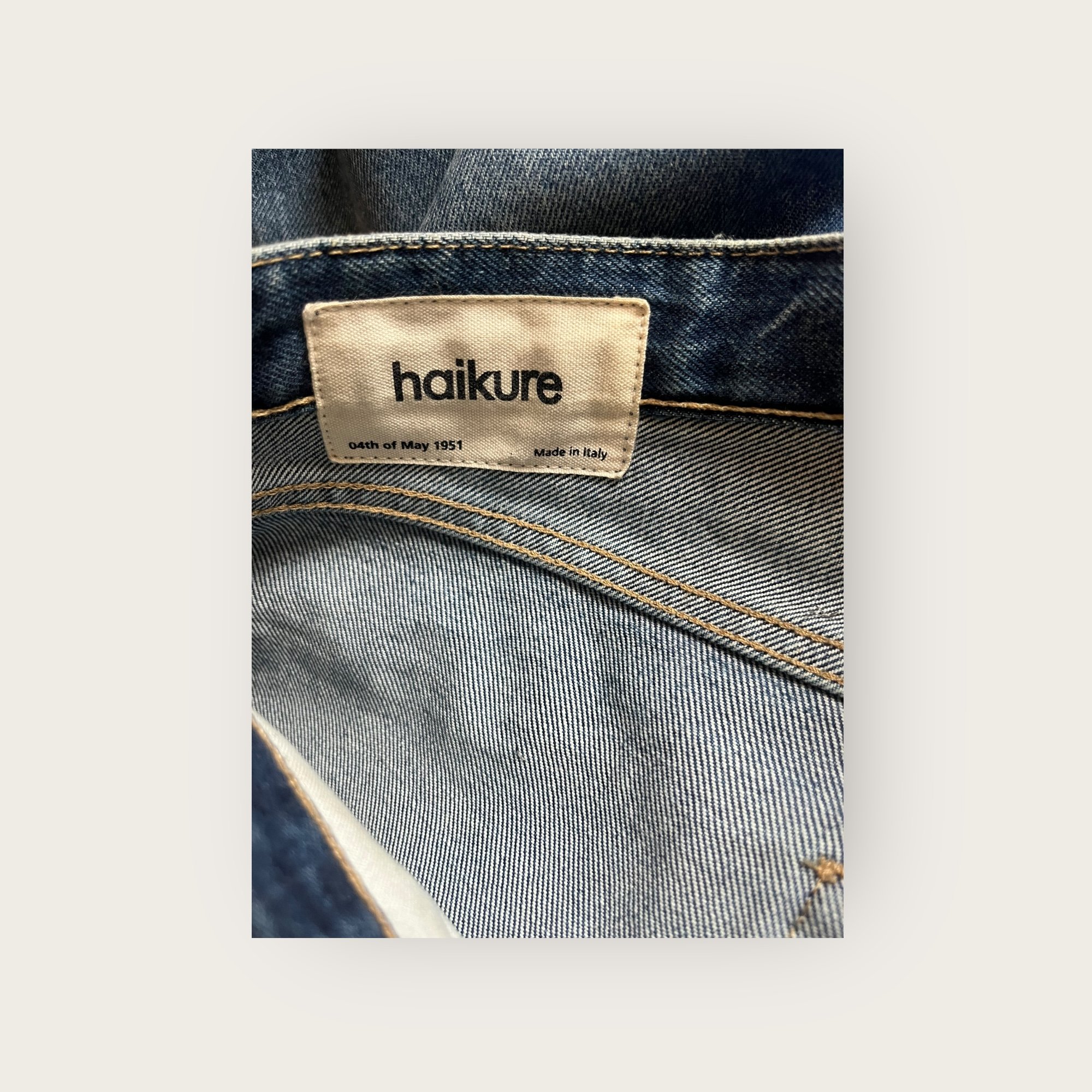 adomimod.com-haikure-jeans-carotte-taille-31Photoroom_010_20250423_155442.jpeg