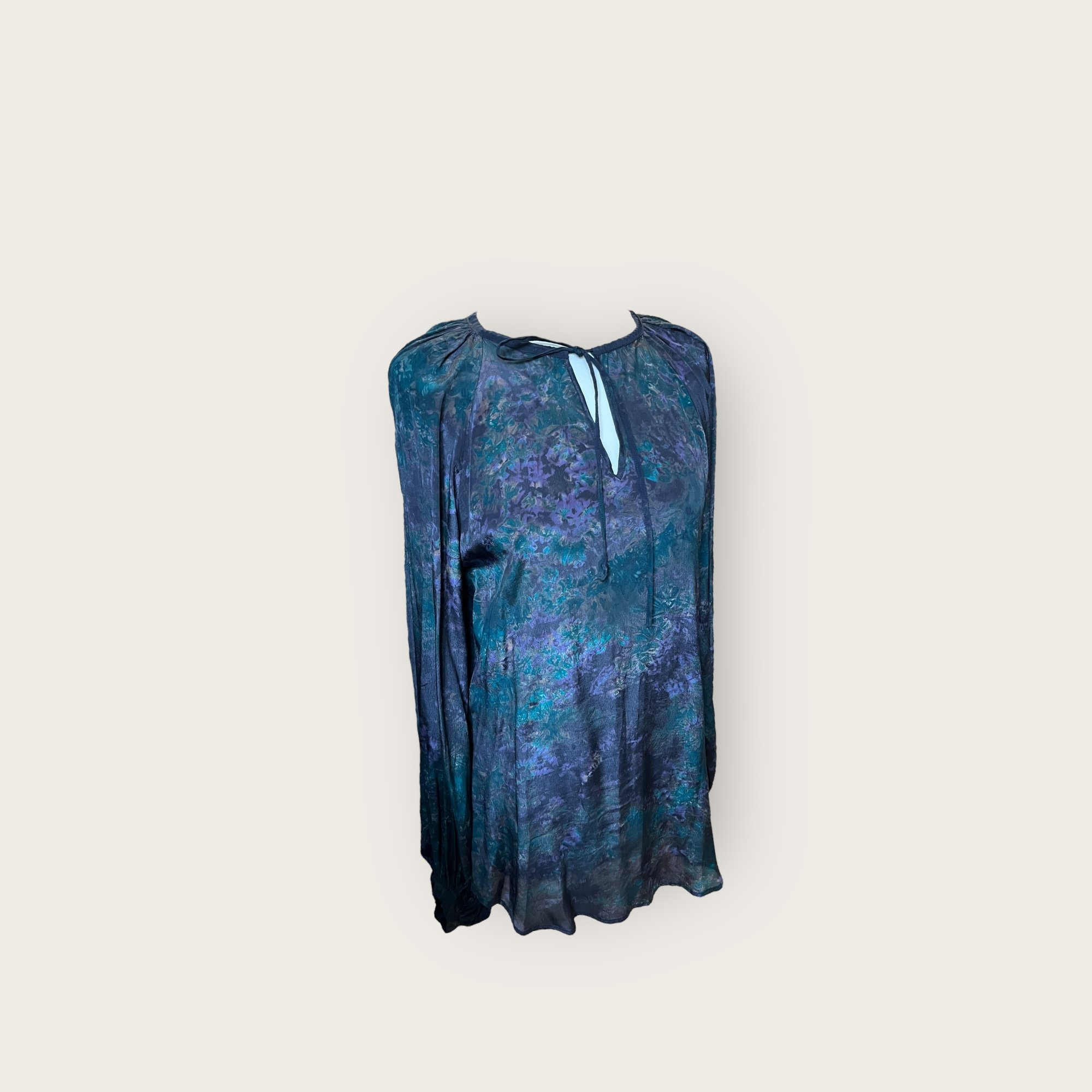 adomimod.com-mes-demoiselles-blouse-fleurs-noir-vert-bleu-taille-38Photoroom_006_20241121_144845.jpg