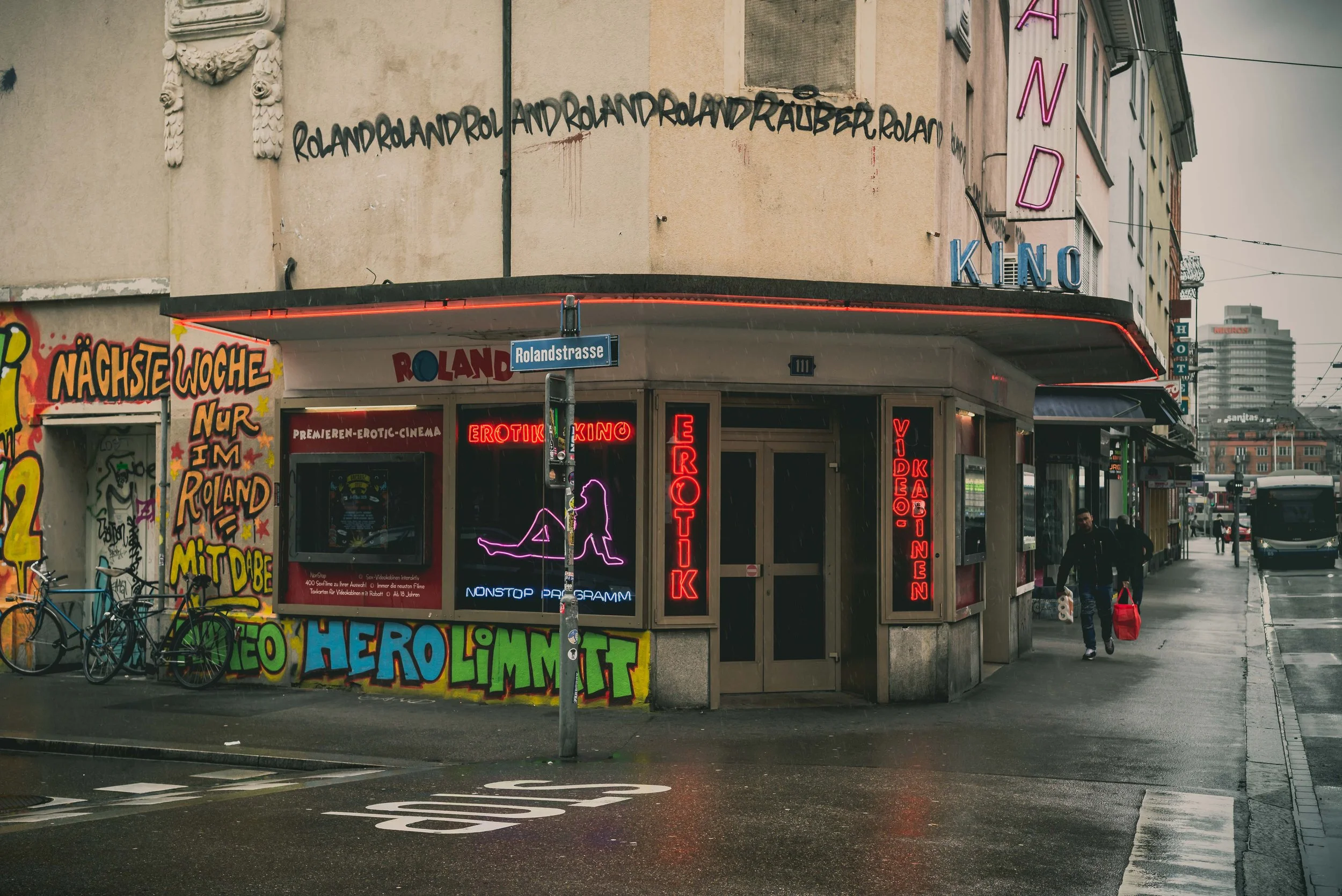 Strip club.jpg