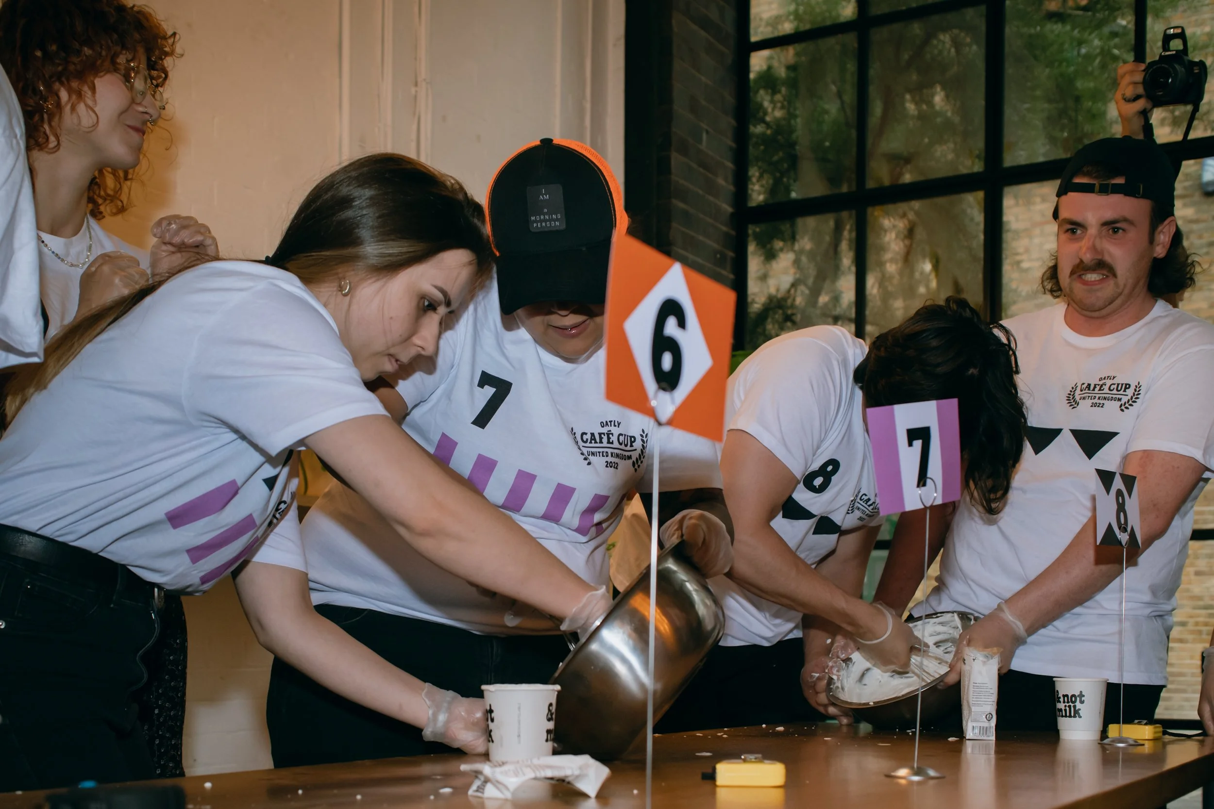 oatly Party-02.jpg