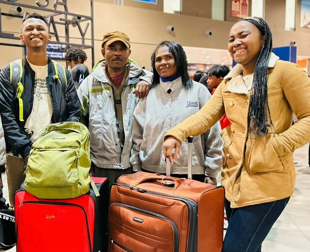 Our Malagasy colleagues are on their way to the U.S.! 🇲🇬➡️🇺🇸
🌱 @marierajaobelina — PhD student, University of Antananarivo
🌱 @jhoannyrasojy — TDARFAC Field Director
Their journey will include:
🔹 Sharing their perspectives and res