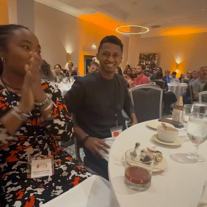 We are proud to celebrate Mauricette Rajaobelina and Jhoanny Rasojivola, who both presented their research yesterday at the Joint American Society of Primatologists (ASP) & Midwest Primate Interest Group (MPIG) Conference in Northbrook, IL.
🏆 S