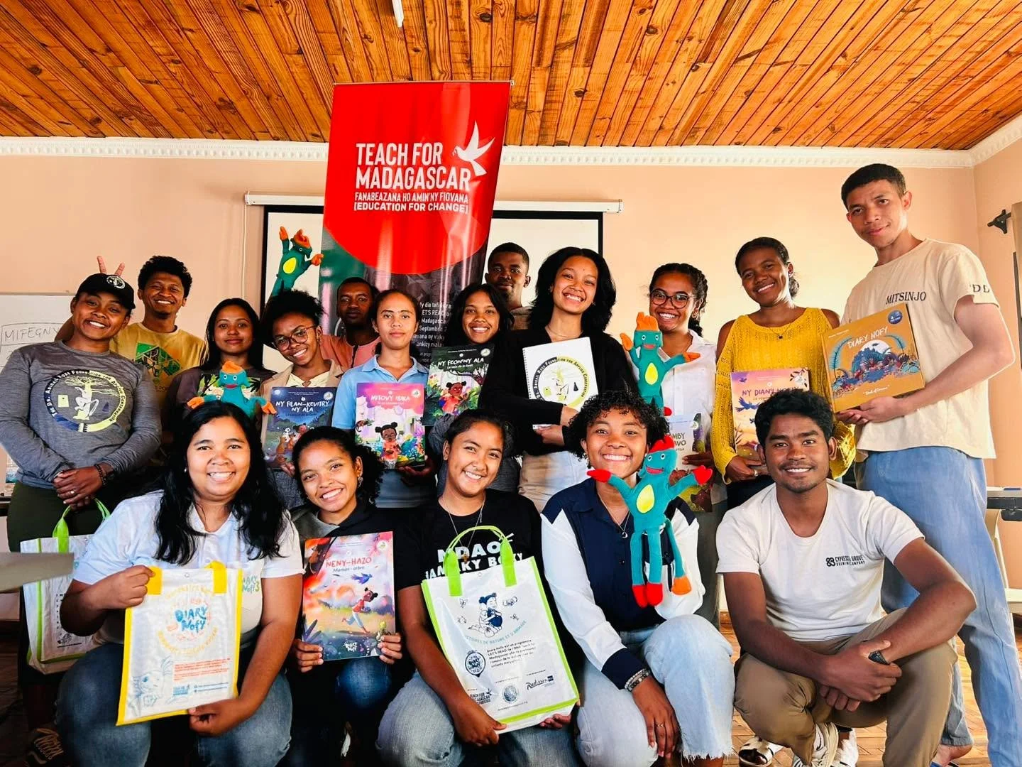 Growing Readers, Growing Earth Guardians 🌍📚
A huge thank you to @teachformadagascar - TFM for the amazing collaboration &mdash; past, present, and future &mdash; in helping build a brighter future for children in rural areas and protecting our envi