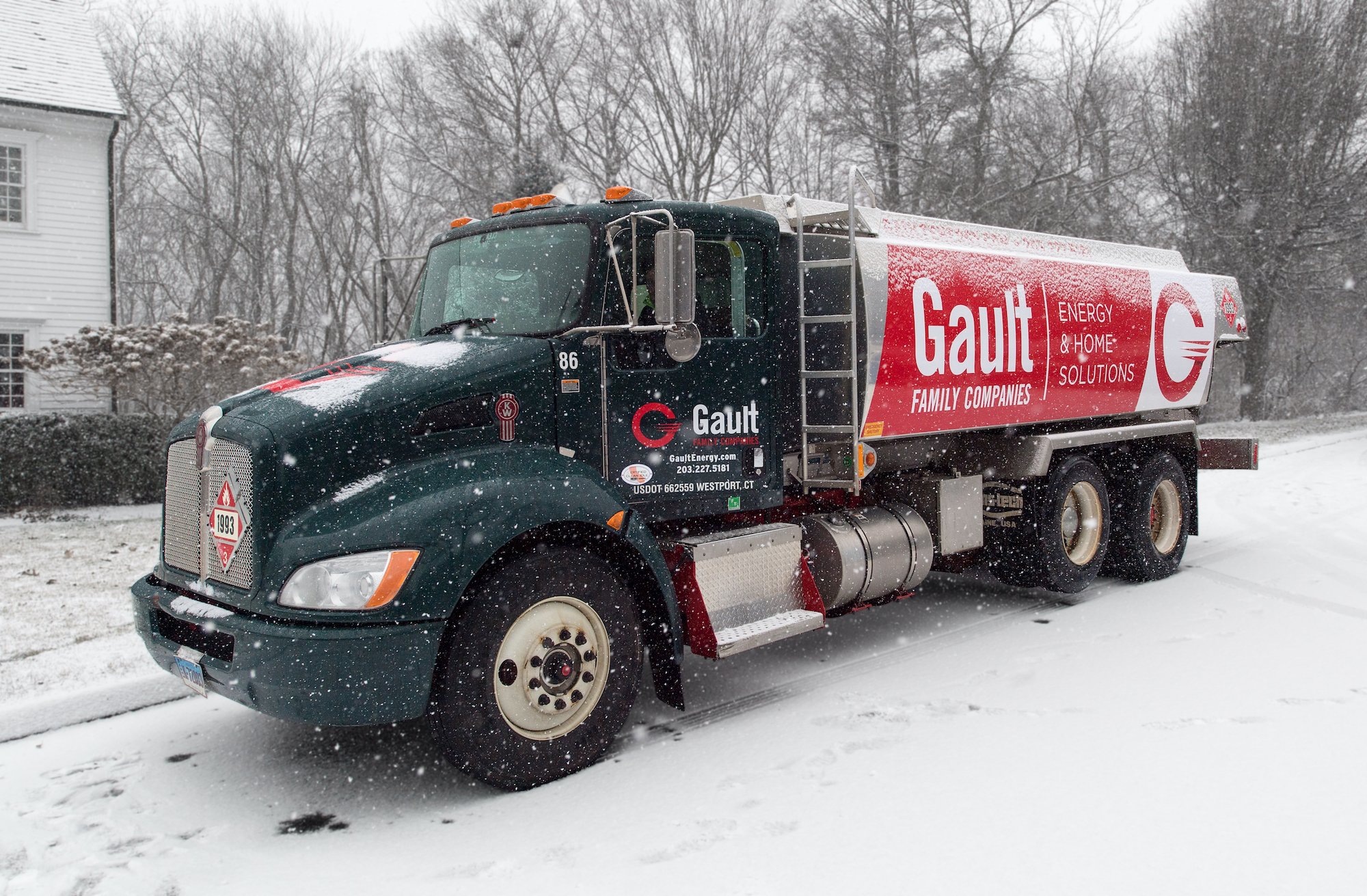 Gault_EHS_Oil_Truck_Snowing_Front_View_.jpg