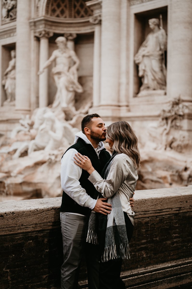 Casual-Early-Morning-Couple-Photos-Trevi-Fountain-Rome-Italy-1.jpg
