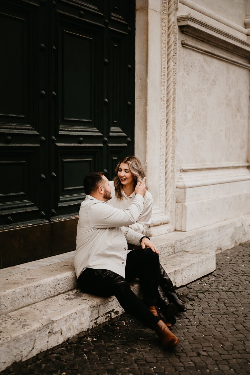 Casual-Rome-Italy-Proposal-in-Piazza-Photos-25.jpg