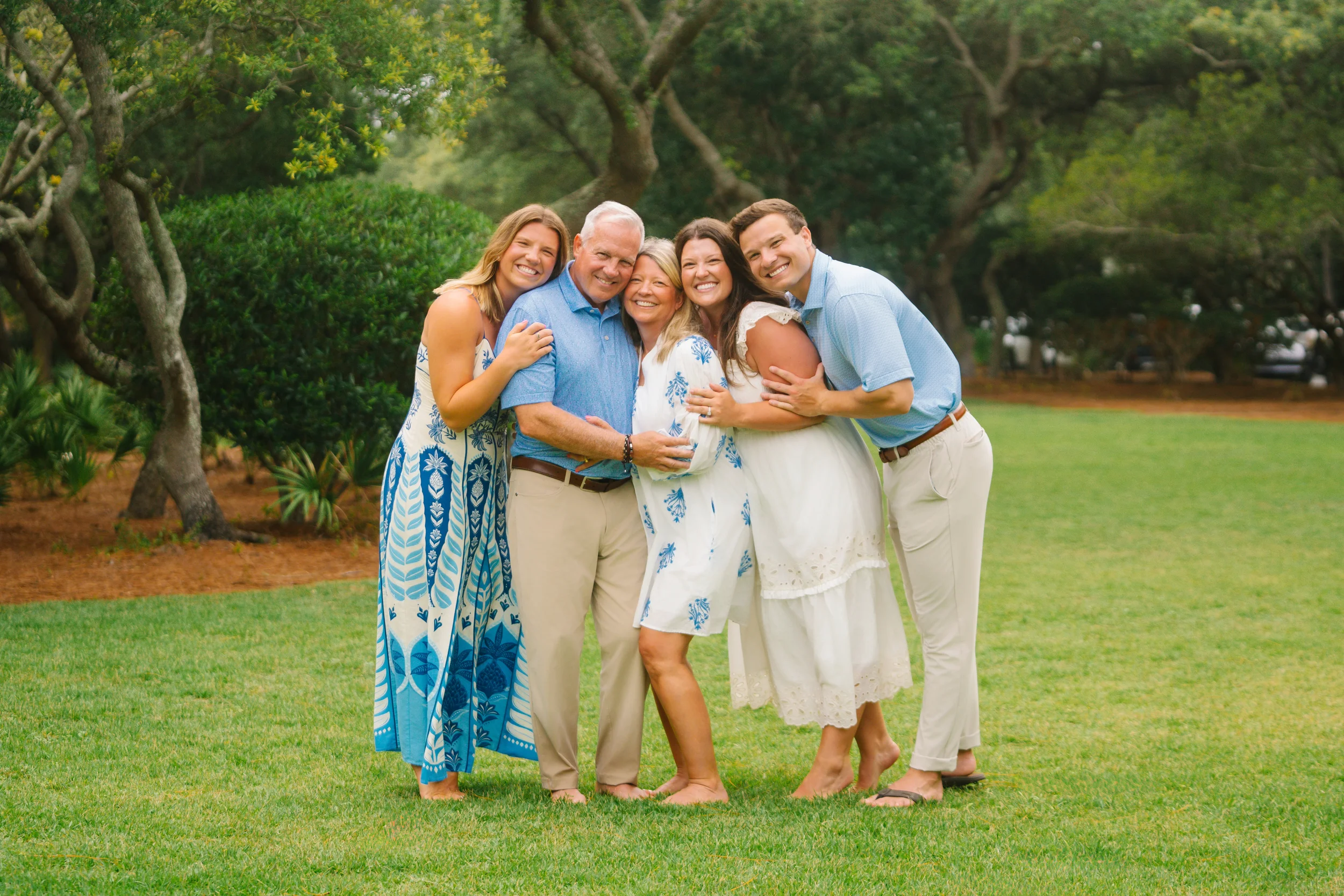 Freeport family photography session with a multigenerational family portrait outdoors