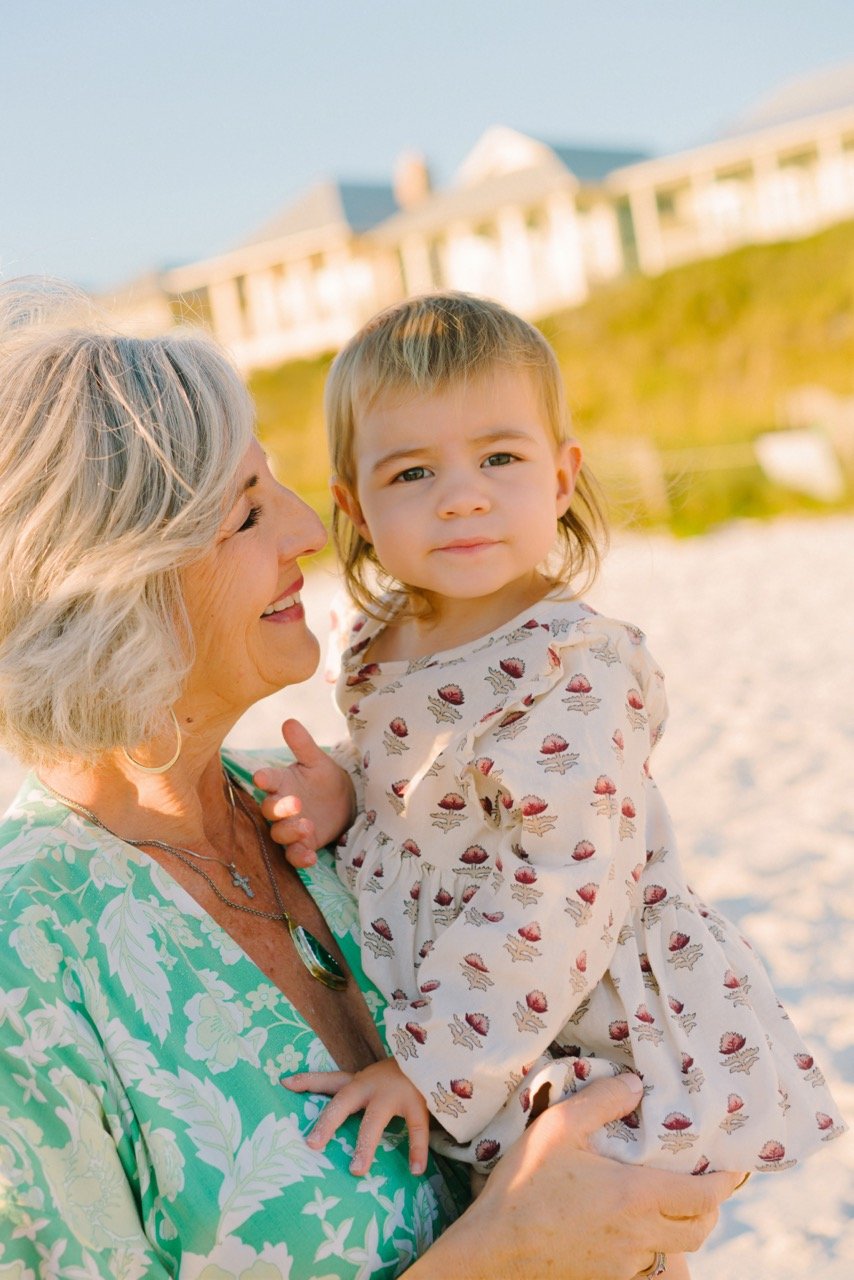 Capturing Precious Moments: The Importance of Heirloom Family Photography
