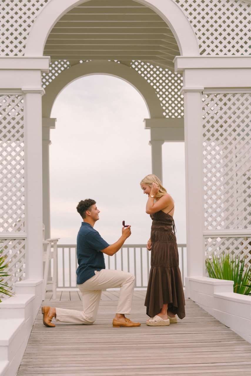 gwyneth-jake-proposal-pure7studios-31a.jpeg