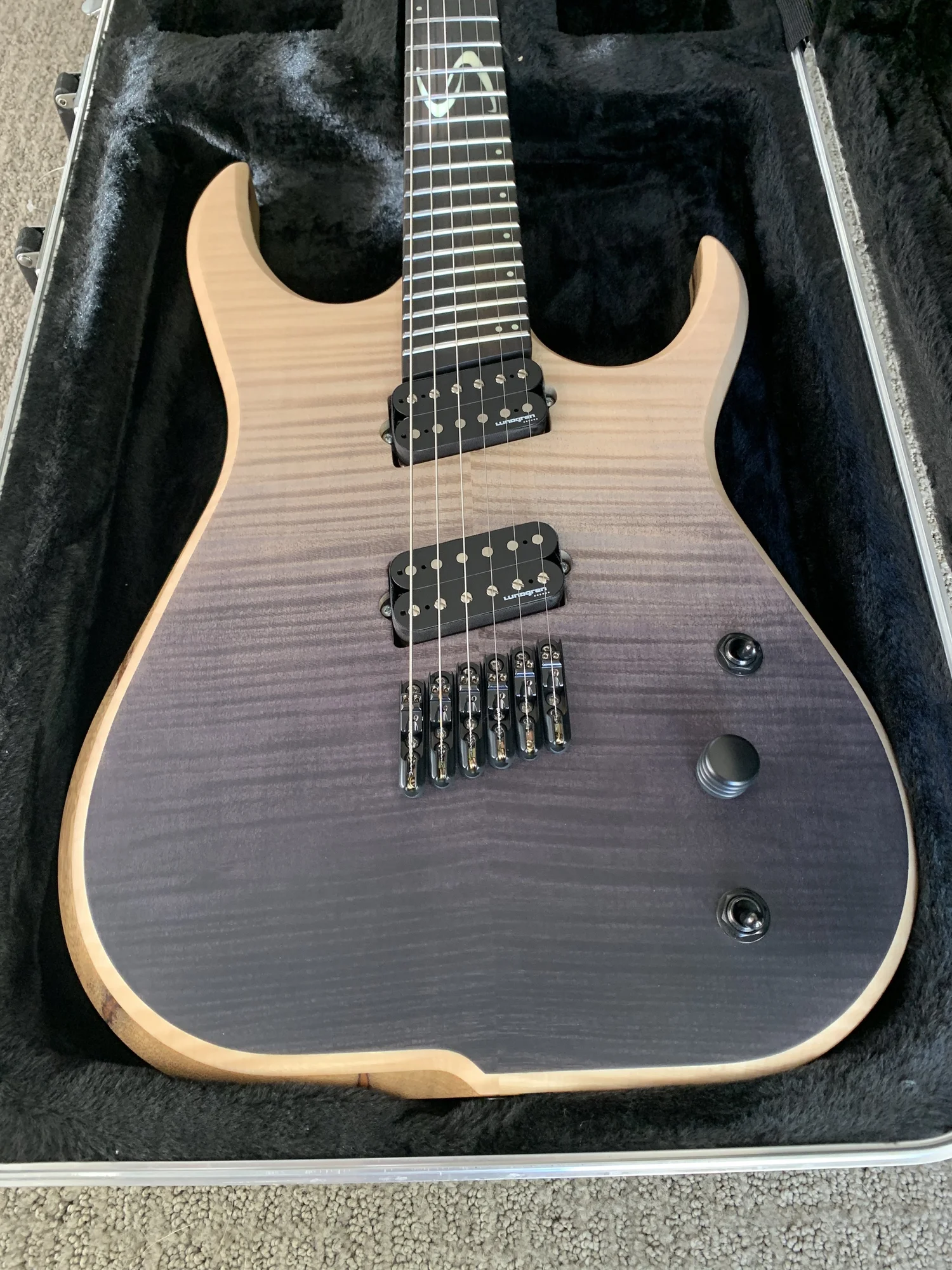 skervesen guitars raptor 6弦 Raptor 6 - Versatile with classic design - Skervesen Custom