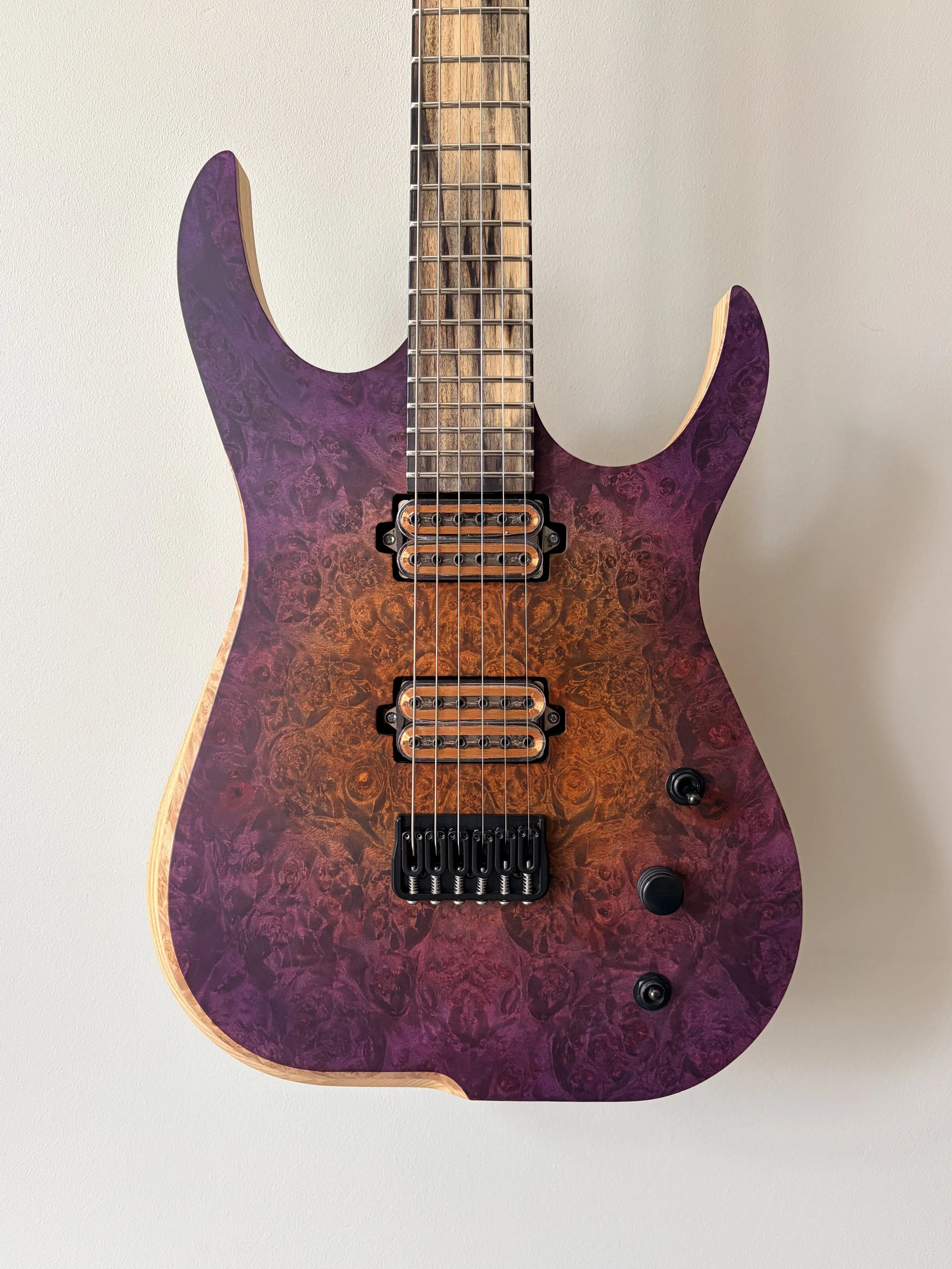 Skervesen Guitars Custom Raptor 6-string in Orange-Purple Burst (USED)