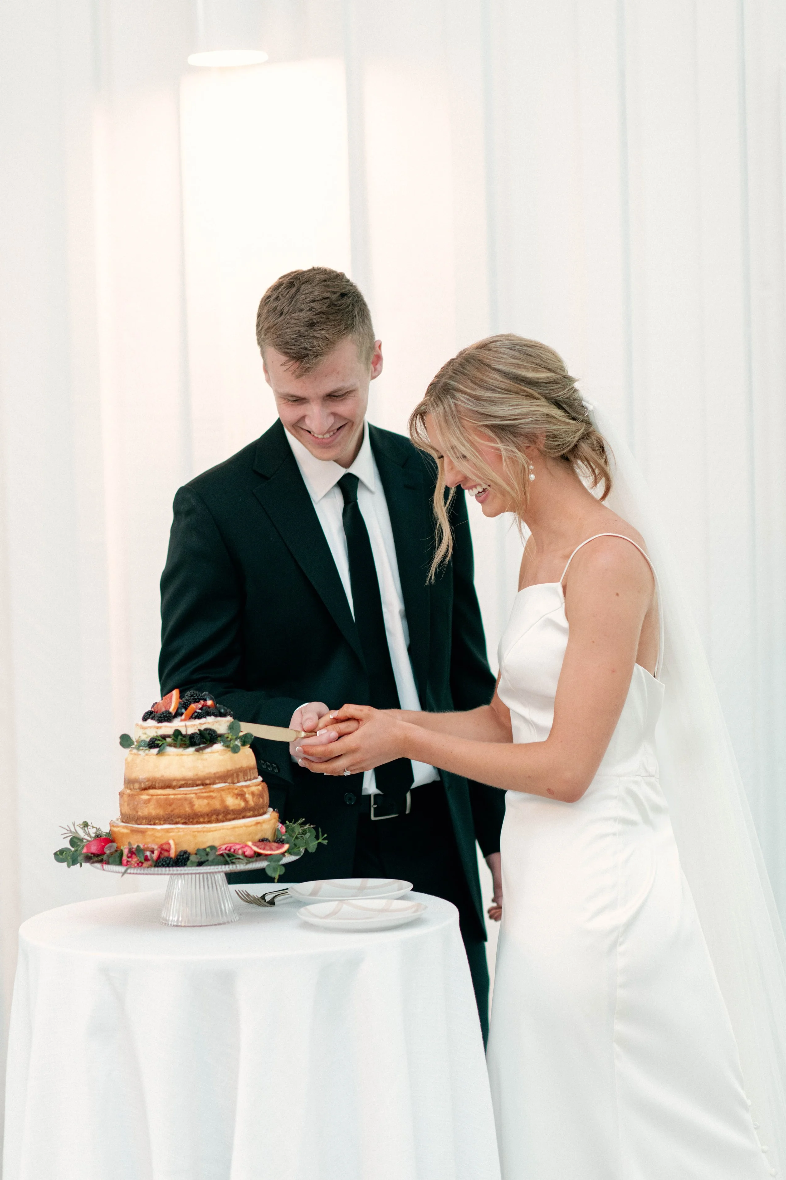 Brit-Jaye-Cliffside-Acres-Wedding-editorial-Photo-shoot-238.jpg