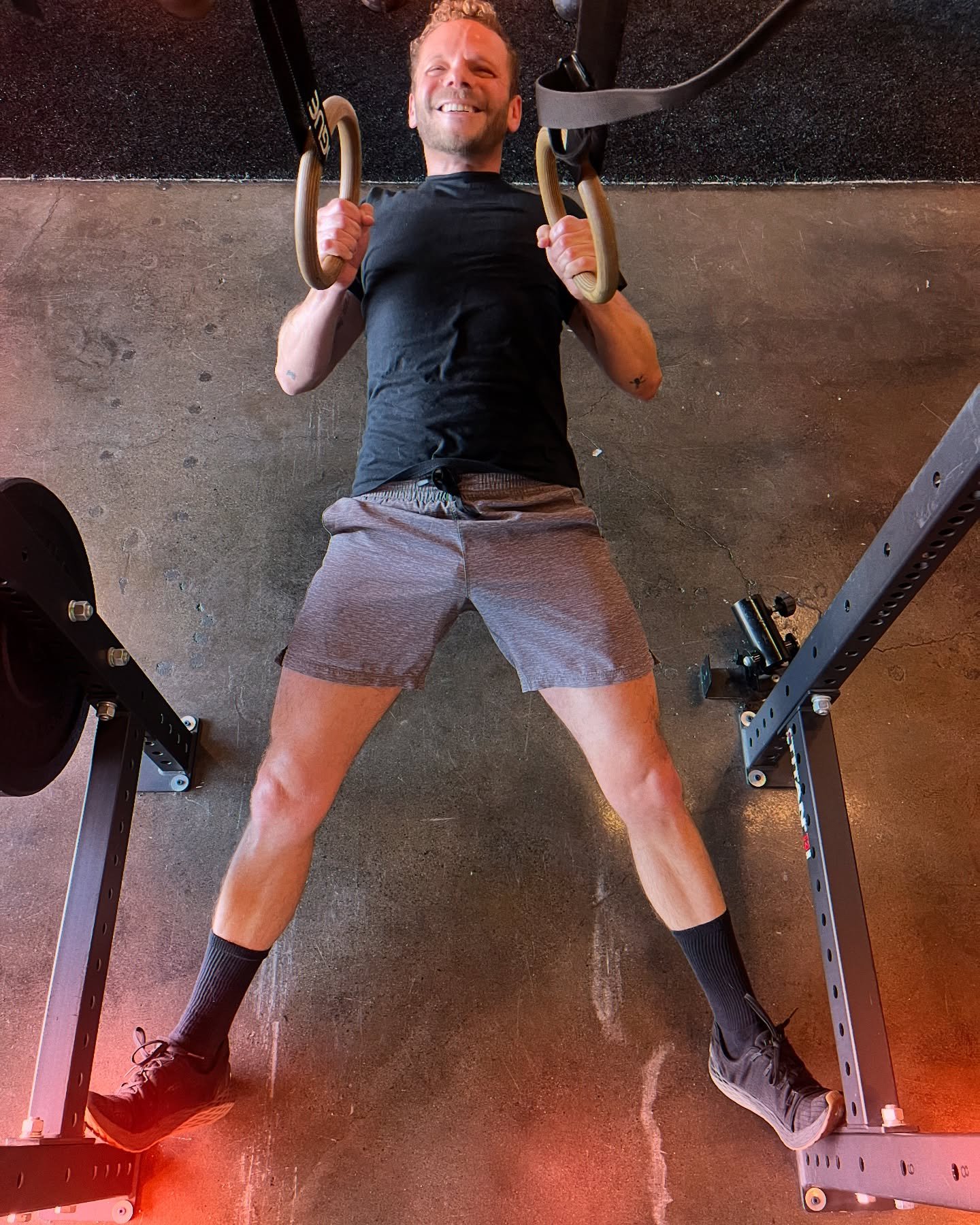 all about perspective eh chasey? ring rows never looked so&hellip;.hard 💪🏻

#silverlake #silverlakegym #silverlakela #personaltraining #groupfitnessla #lagyms #losfeliz #gym #silverlakefitness #strengthtraining #la #lafitness #wod #workout #gymmoti