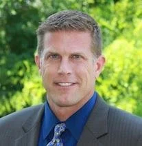 Thomas Petersen - 100 Lawyers