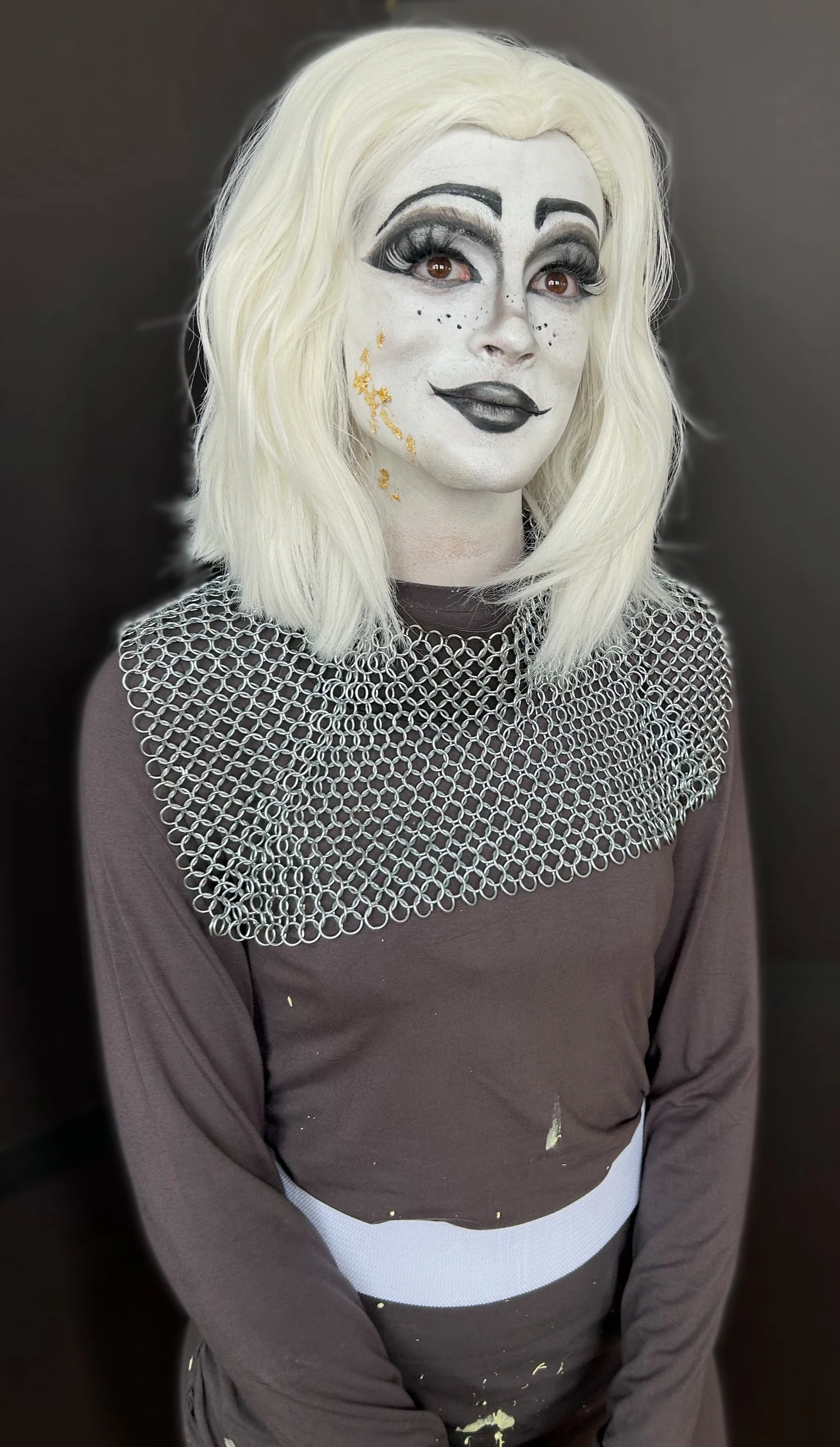 Tezza-6645.png