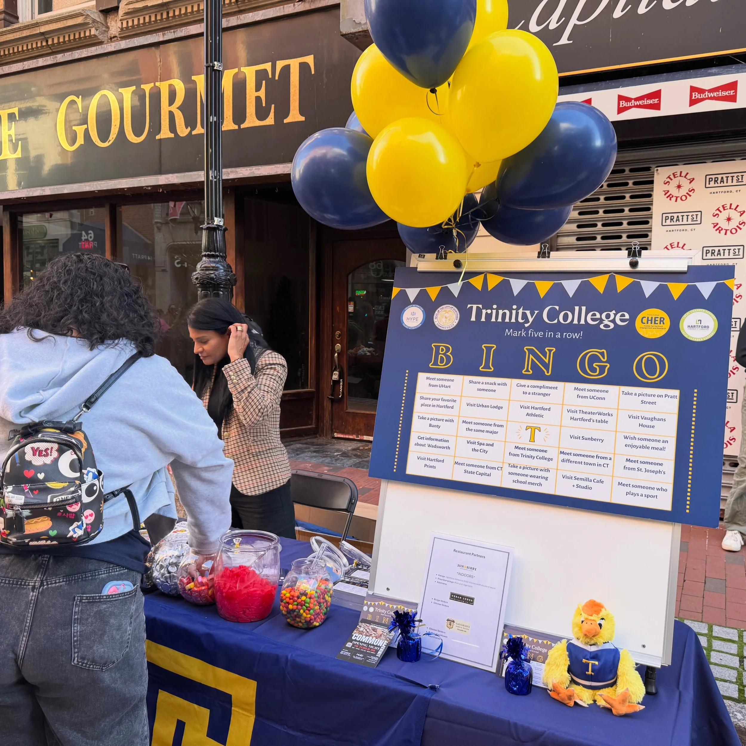 We had a blast welcoming college students back to Hartford with a party on Pratt Street! 🎉

Students from @universityofhartford, @trinitycollege, @usjct, @ctstatecapital, and @uconnhartford came together for food, giveaways, entertainment, and a cha