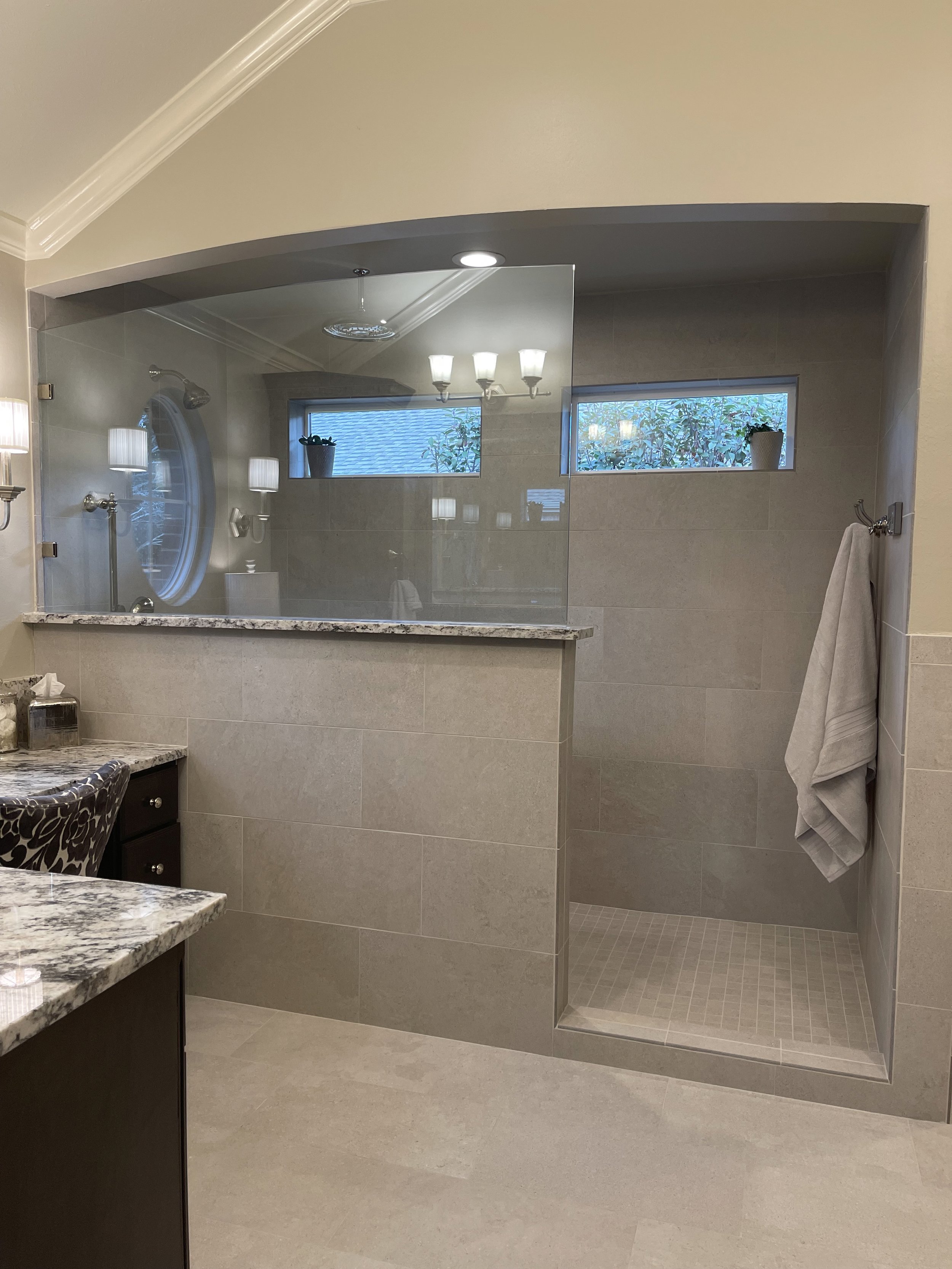 Mstr Bath_Shower3.jpeg