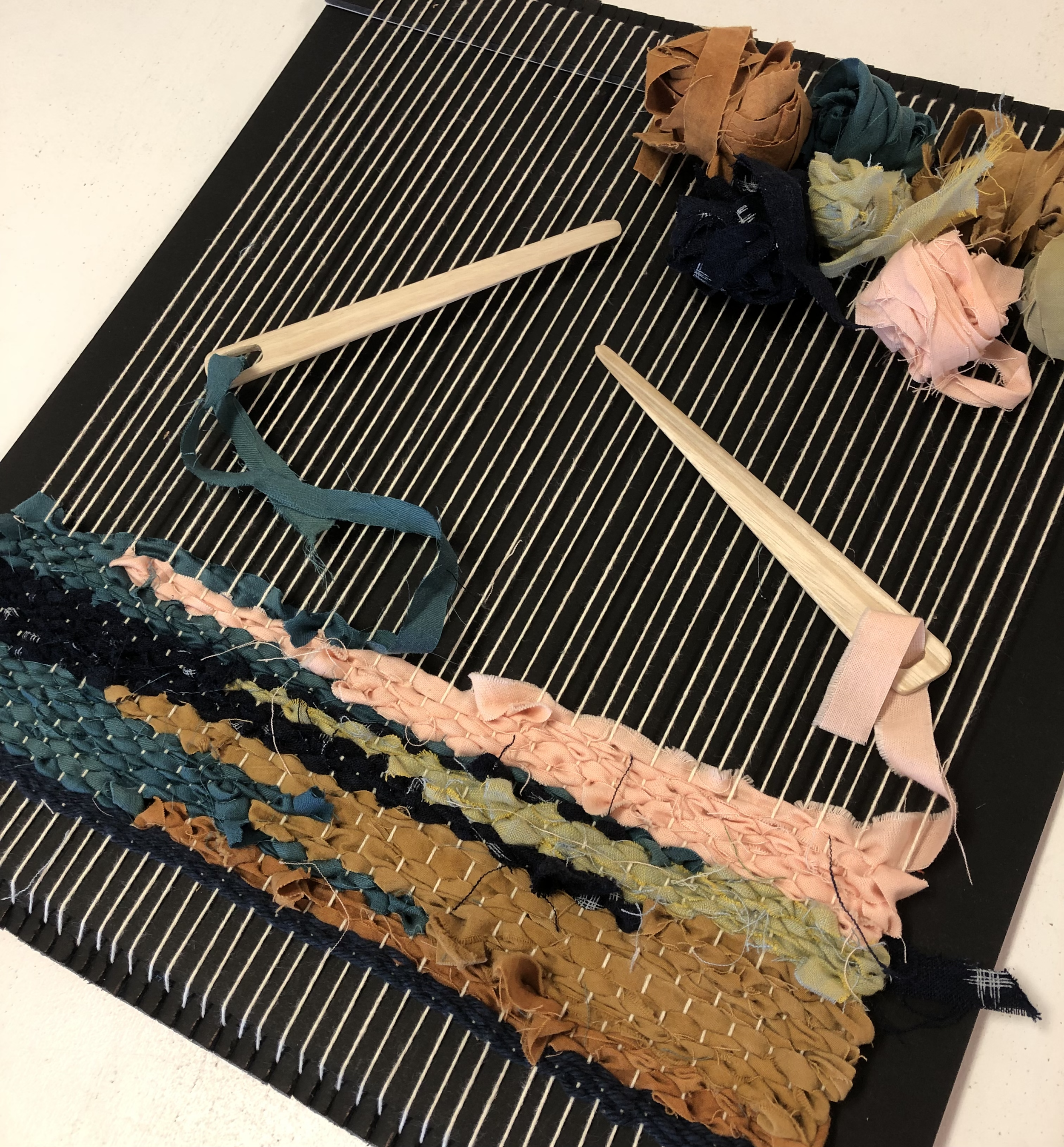 Workshop: Weaving with Fabric Scraps