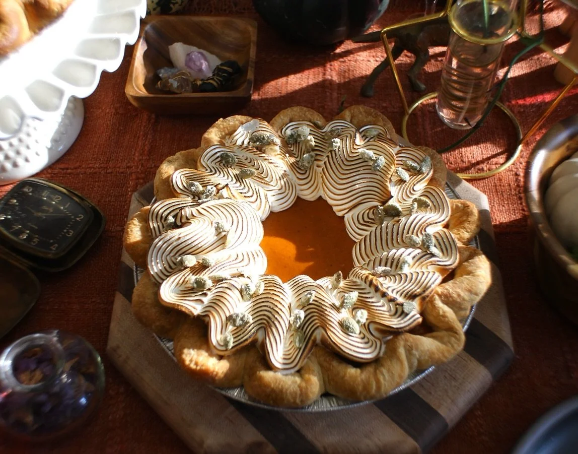 There&rsquo;s less than 2 weeks until Thanksgiving orders close! This pumpkin Thai tea was one of our biggest sellers last year 🧡 We have a pie tart version in the bakery if you&rsquo;d like a taste test! 

Thanksgiving pre-orders are available with