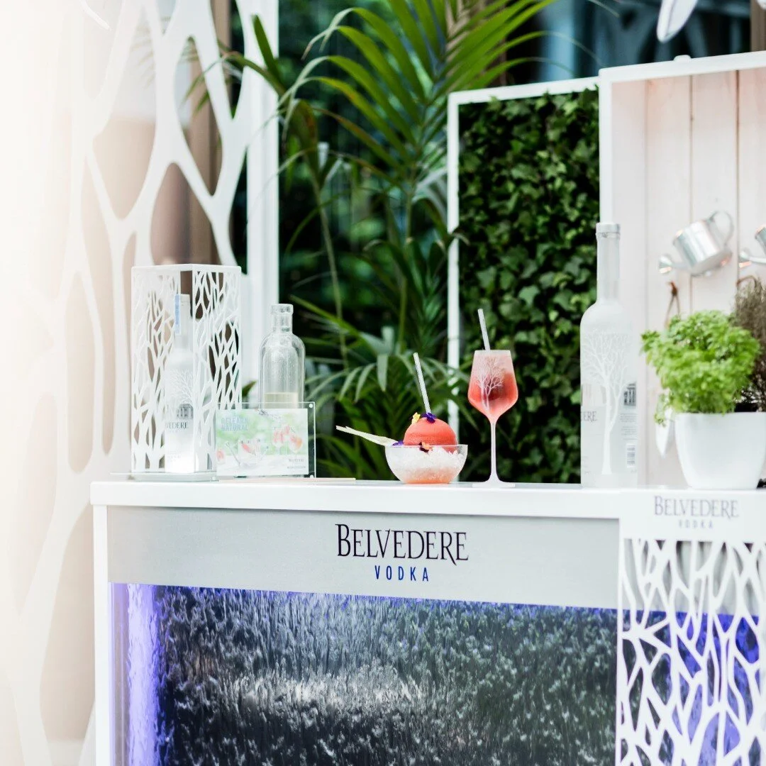 Let us know how we can turn your vision into a reality by contacting us at info@creantecusa.com.

#events #hospitality #custom #brandvisibility #innovation #creation
