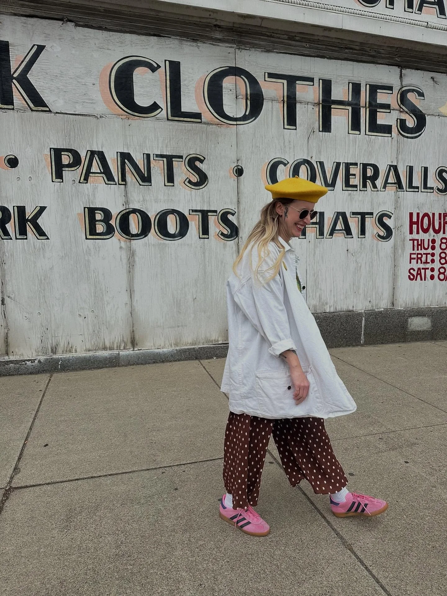 ⭐️FRIDAY FEED REFRESHER⭐️
where I share moments of joy from the last week in a practice of appreciating the lil moments that build a big, juicy life!

What a big friendship + creativity week 🥹
1. Loved this outfit 
2. Matched my mini bestie 
3. My f