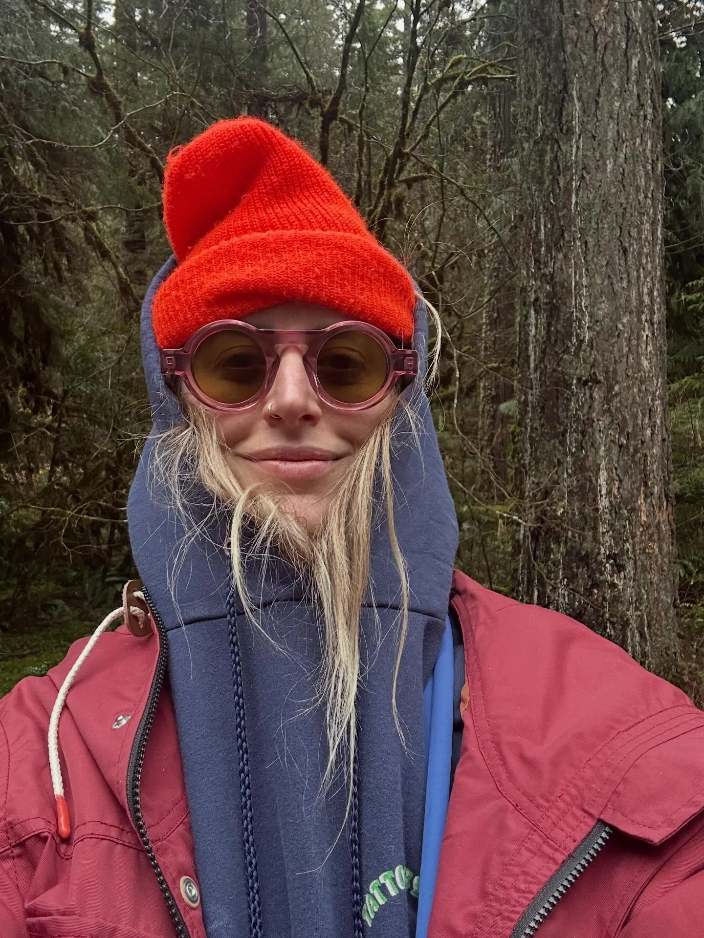 🐸friday feed refresher🐸
where I share lil moments of joy from the last week in a practice of noticing the lil things that build a big, juicy life! 

1-5. Hot springs in the moss-covered forest?!!!
6. The best workshop!!!! 
7. Abby IRL!
8. My eat-mo