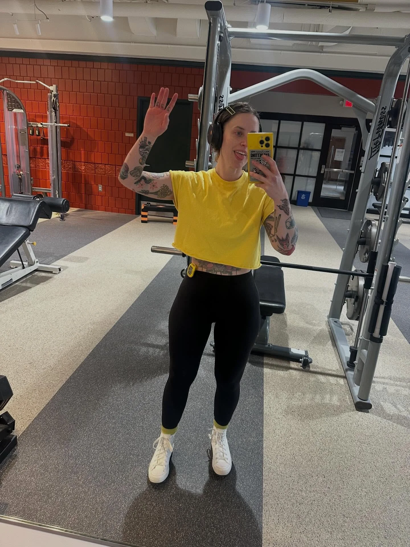 🔹friday feed refresher🔹
where I share lil moments of joy from the last week in a practice of noticing the small things that build a big, juicy life!

1. Feeling v strong! 
2. Kadee made me dinner 🥹
3. Big week for breakfast sandwiches 
4. 😭😭
5. 