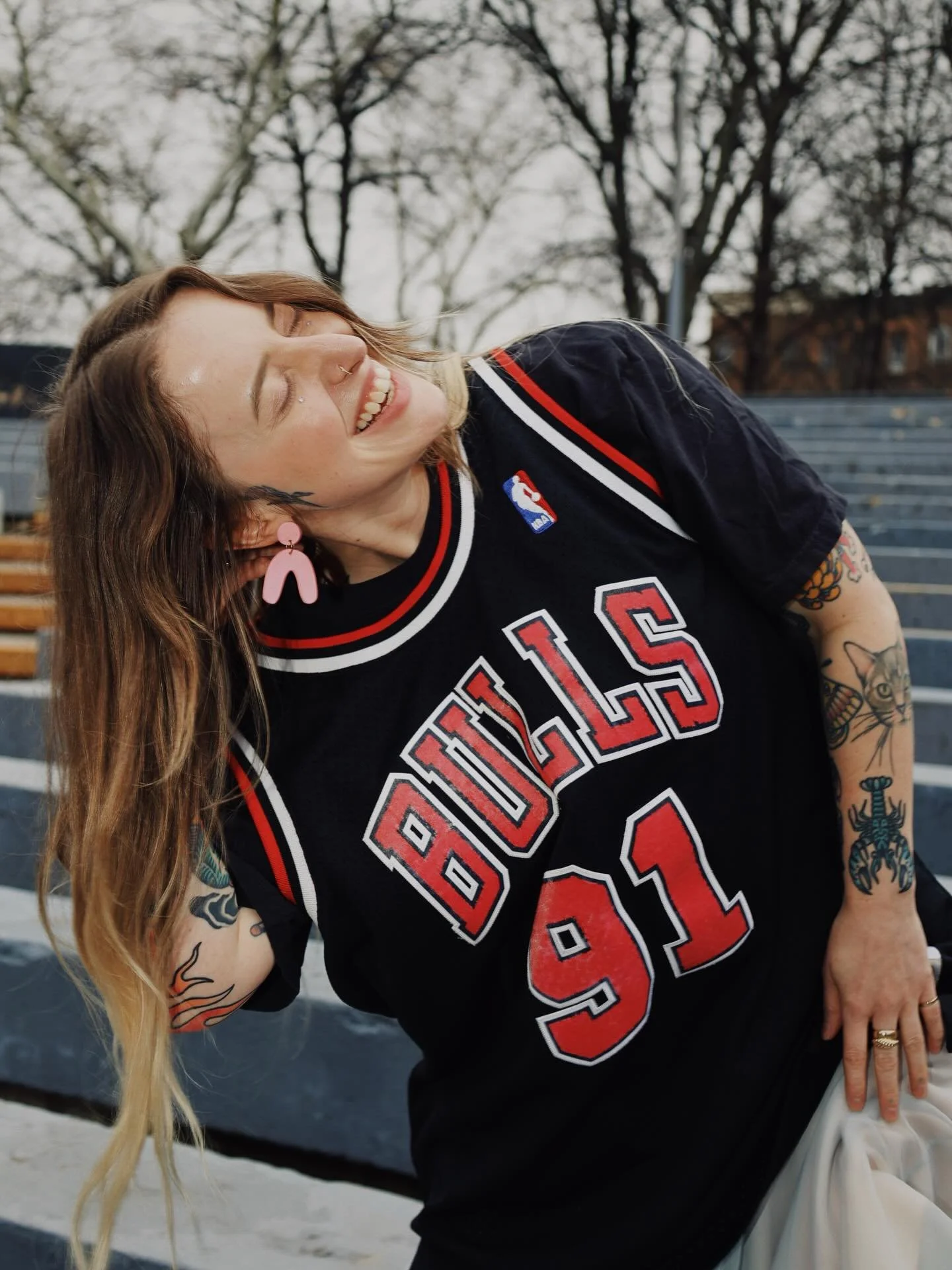 basketball 🤝 papier-m&acirc;ch&eacute; 🤝 style 
my trifecta!!!! these are all PLAY!!! 

So thrilled with the results of the photoshoot I booked while I was in nyc to challenge myself to get back into style a bit more intentionally 🥰 

And I&rsquo;