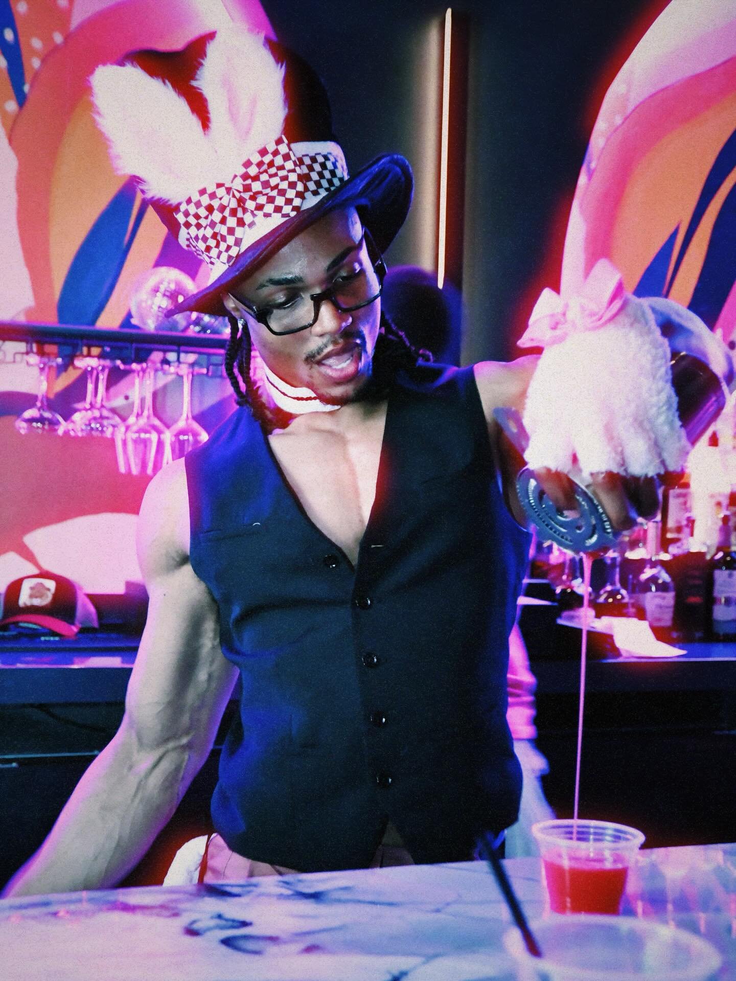 Somebunny was pouring drinks 🐰
Hop on by for your next one

Bad bunnies only 😈🐇

See you at Q 📍