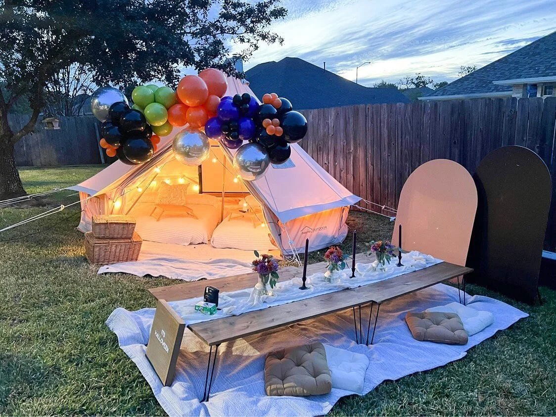 Our grab &amp; go garlands are the PERFECT fit if you&rsquo;re looking for beautiful balloon decor on a budget! 

Ranging between 4-8 feet, these garlands are discounted and don&rsquo;t include a delivery/install fee. You pick up a fully inflated and