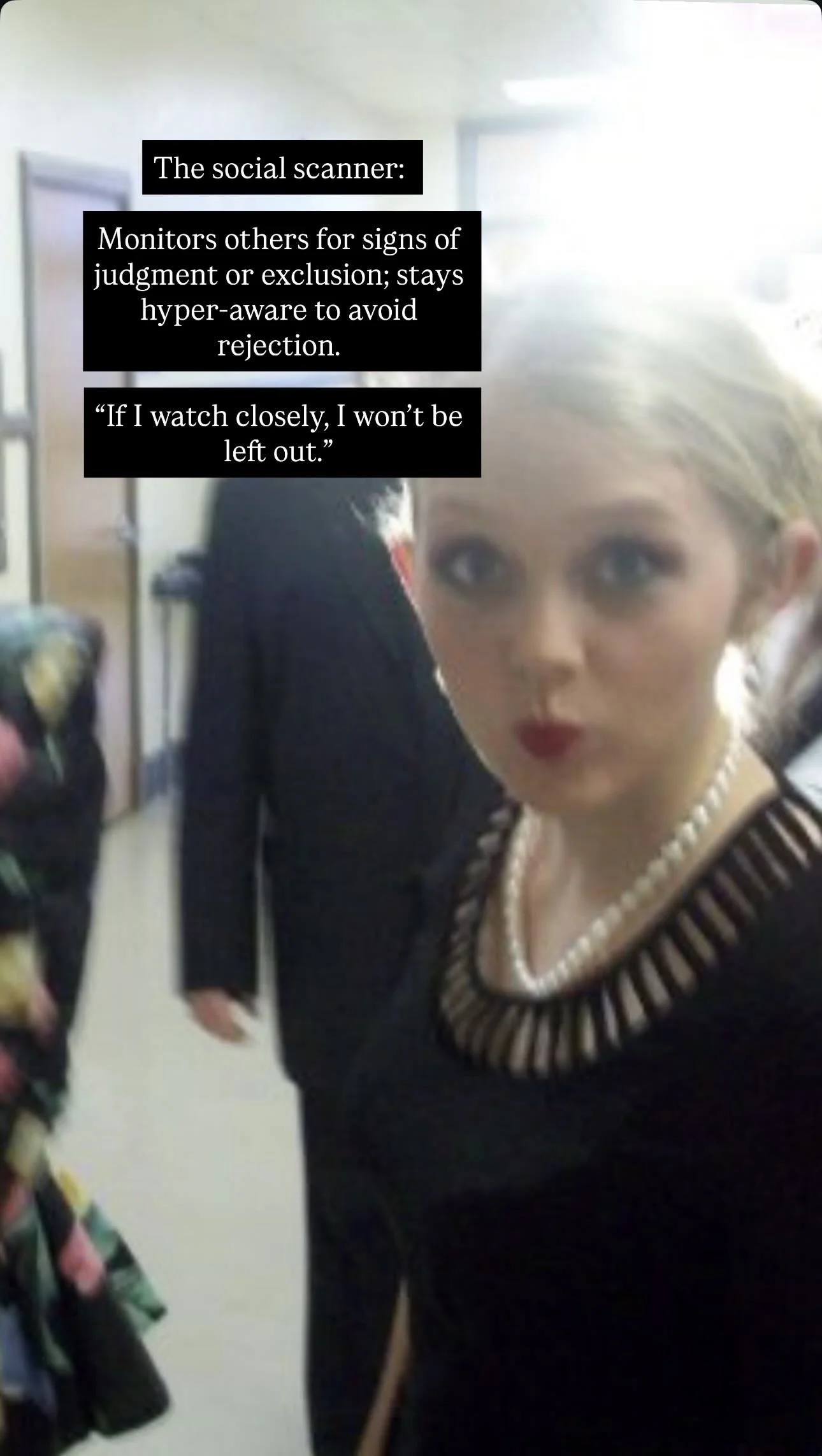 A woman with short blonde hair, wearing pearls and a black dress with striped neckline, looks directly at the camera in a room with pink walls. There are people and objects in the background. Text overlays on the image describe the social scanner mon