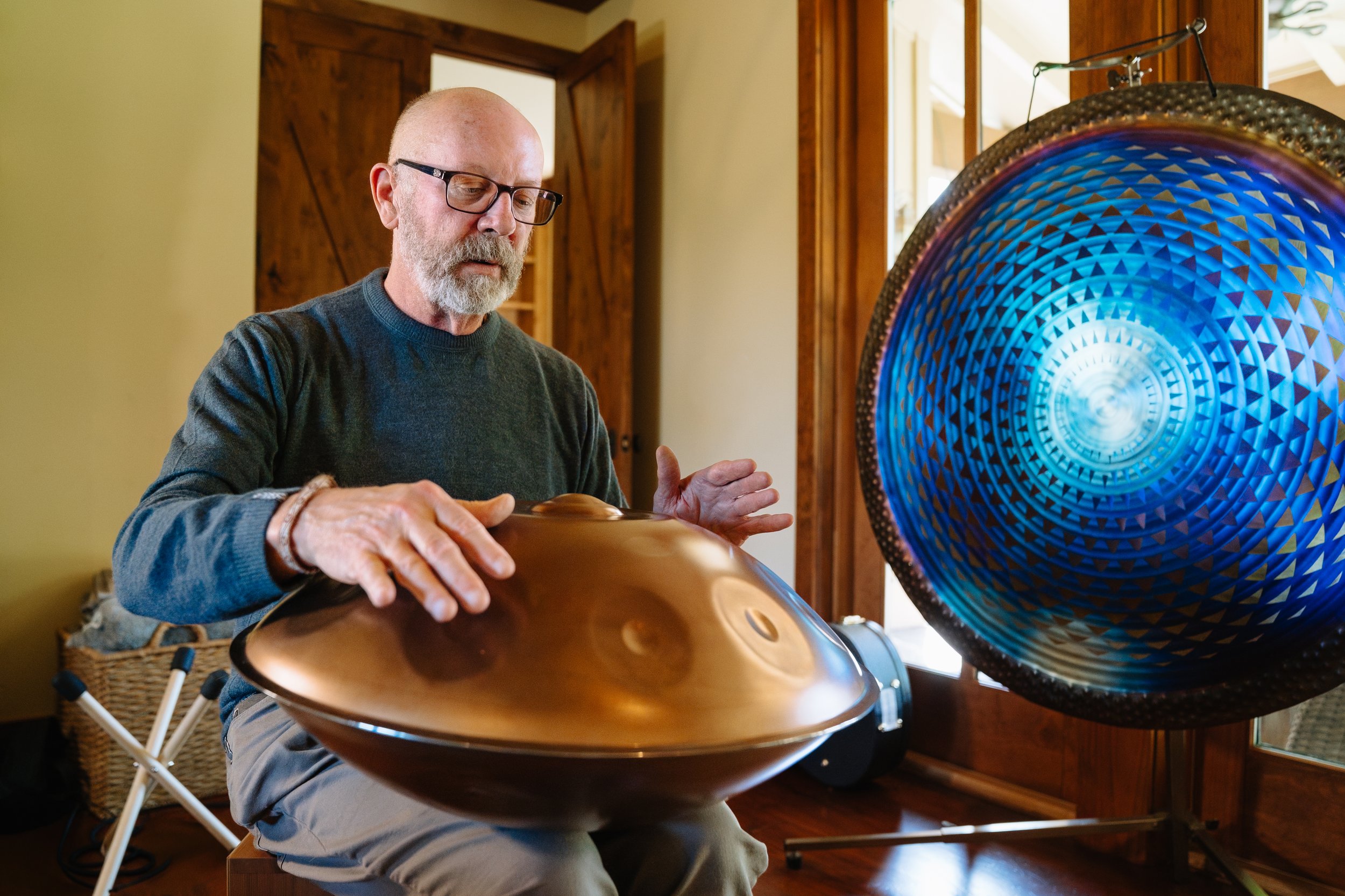Santa Cruz sound healer small business portrait