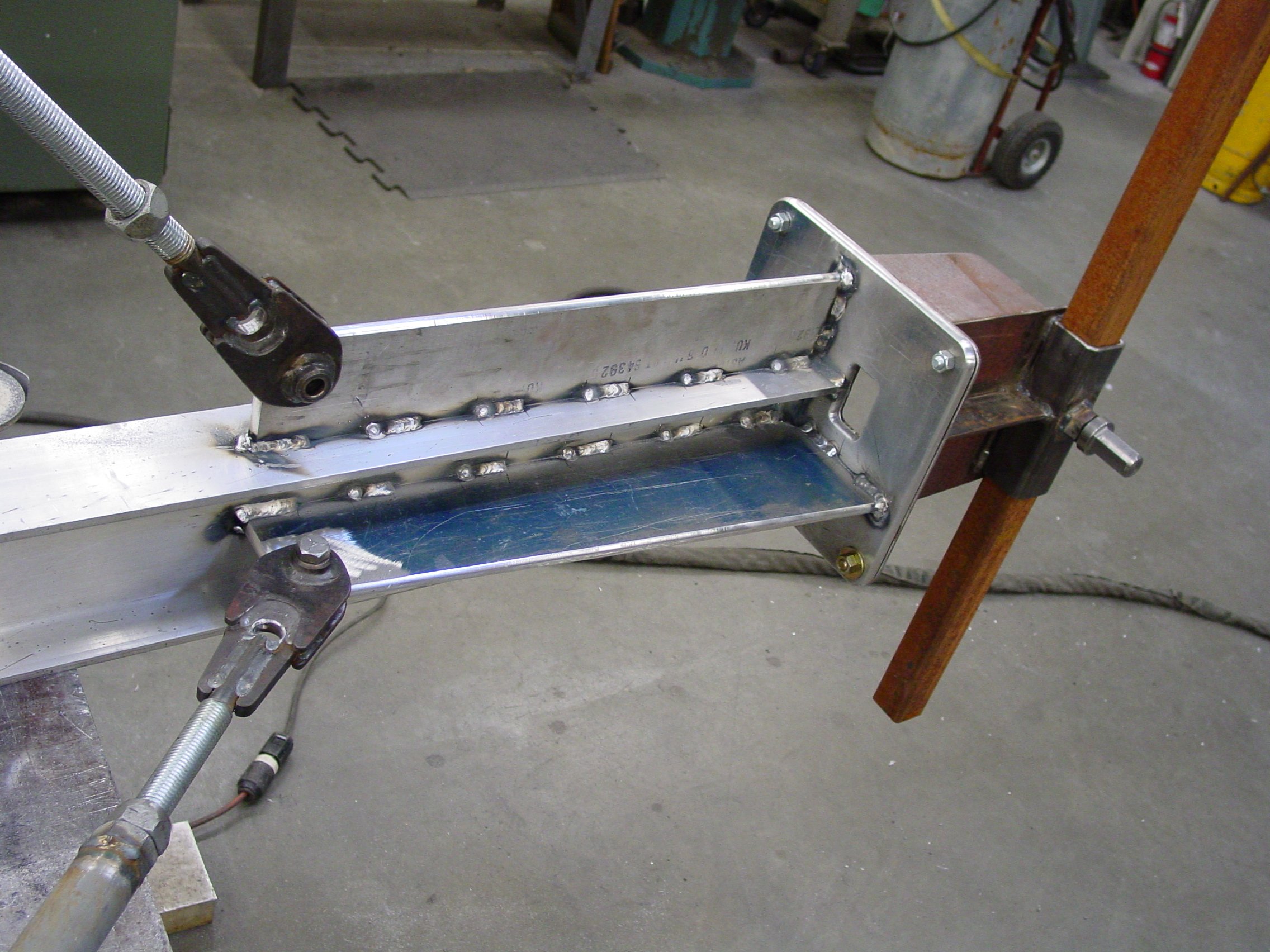 CowlitzFlume2010 056.jpg