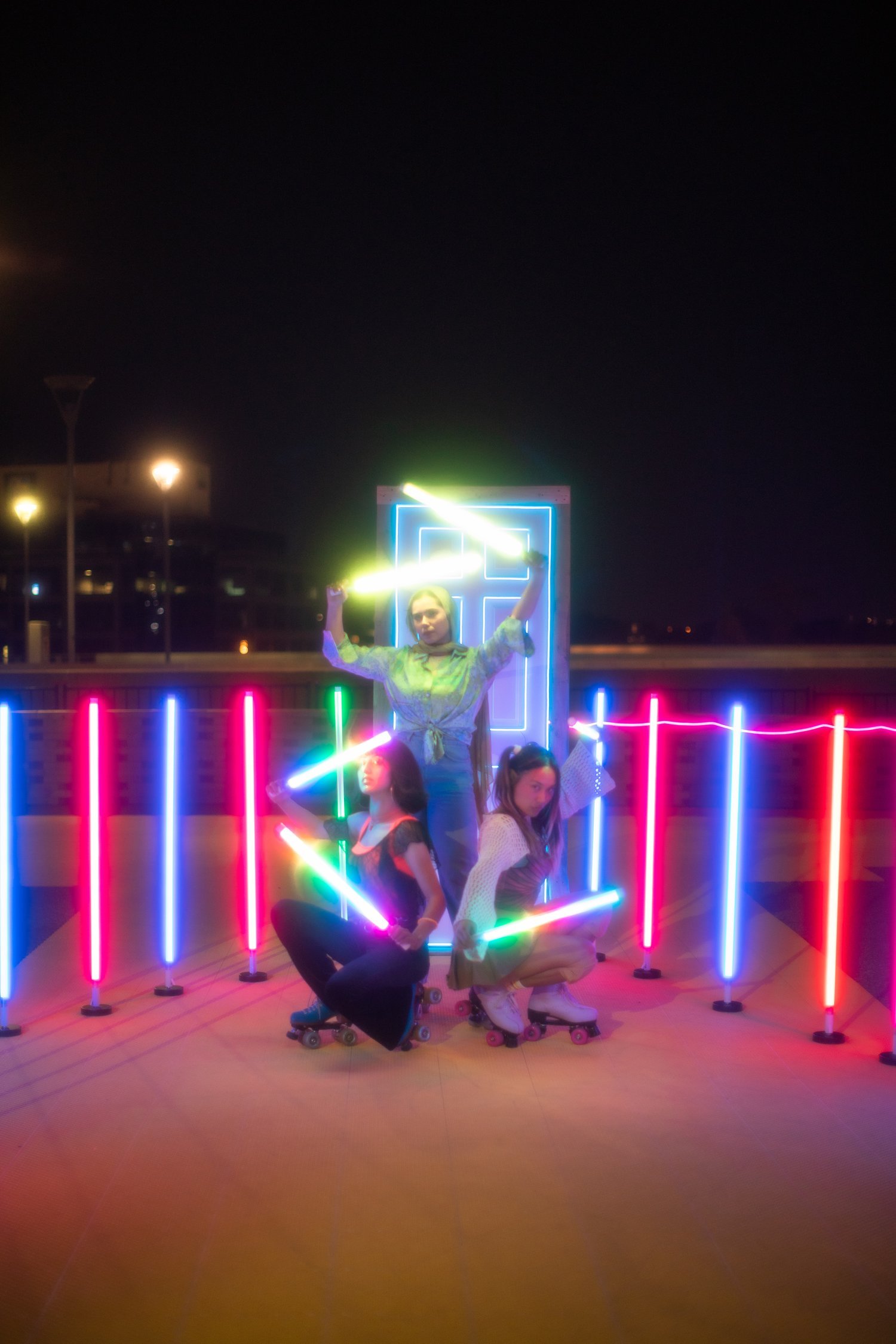 neon-rollerskating-fuse-95.jpeg