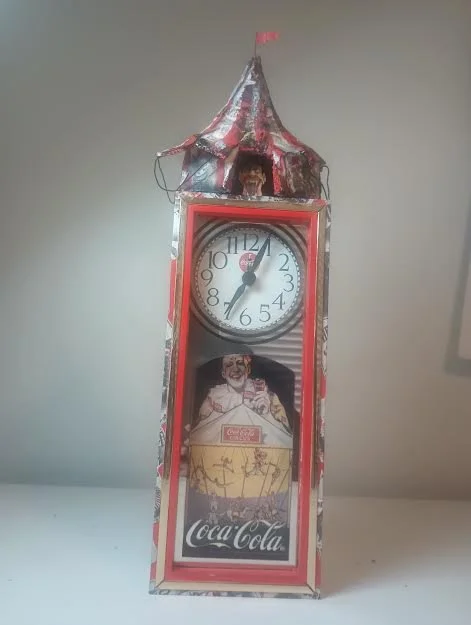 Circus Clock 3.jpg