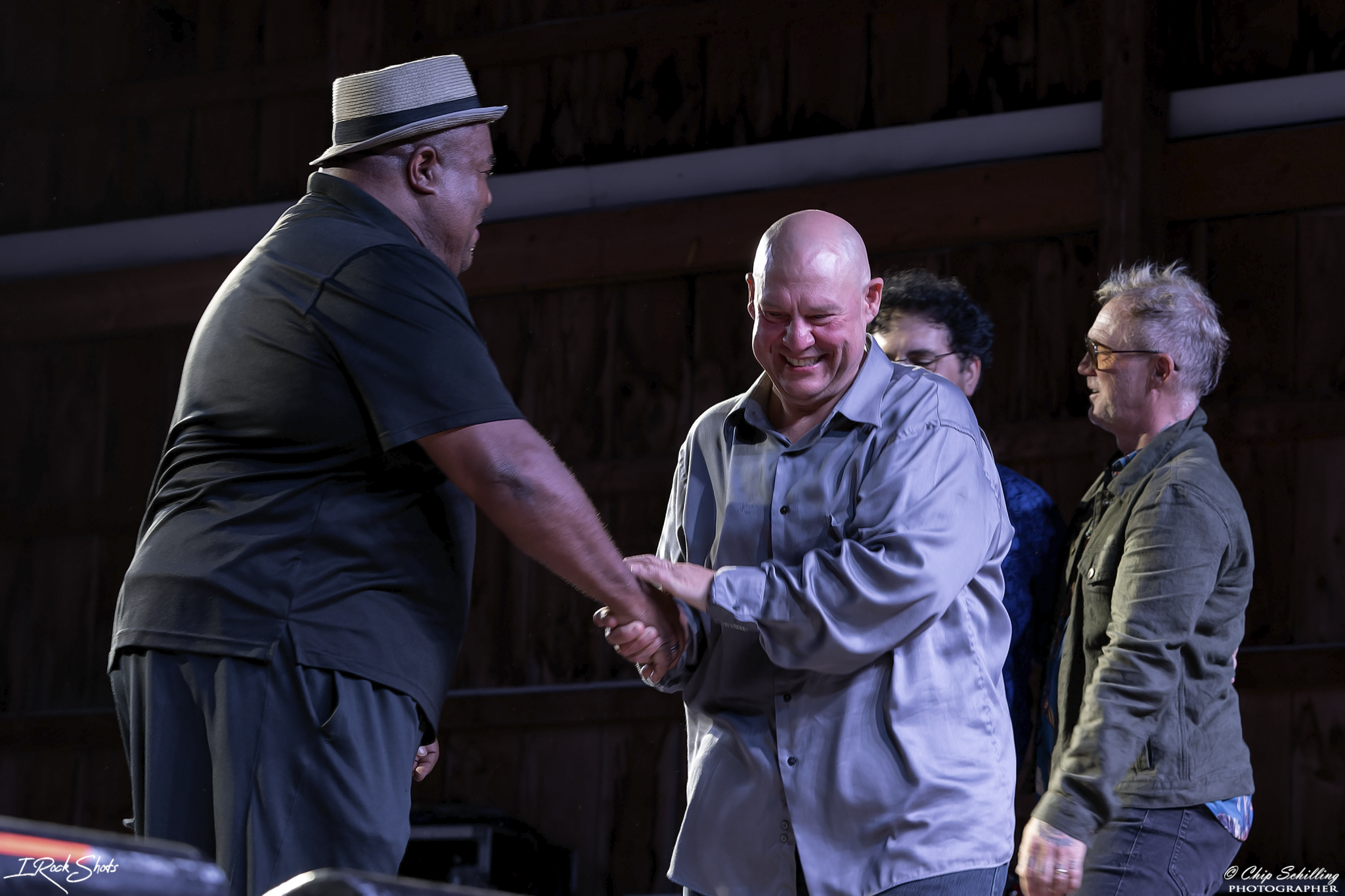 _05A2415-CR3_Dx Web.png