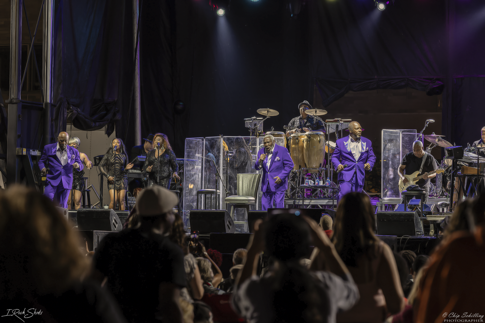 _05A8402-CR3_Dx Web.png