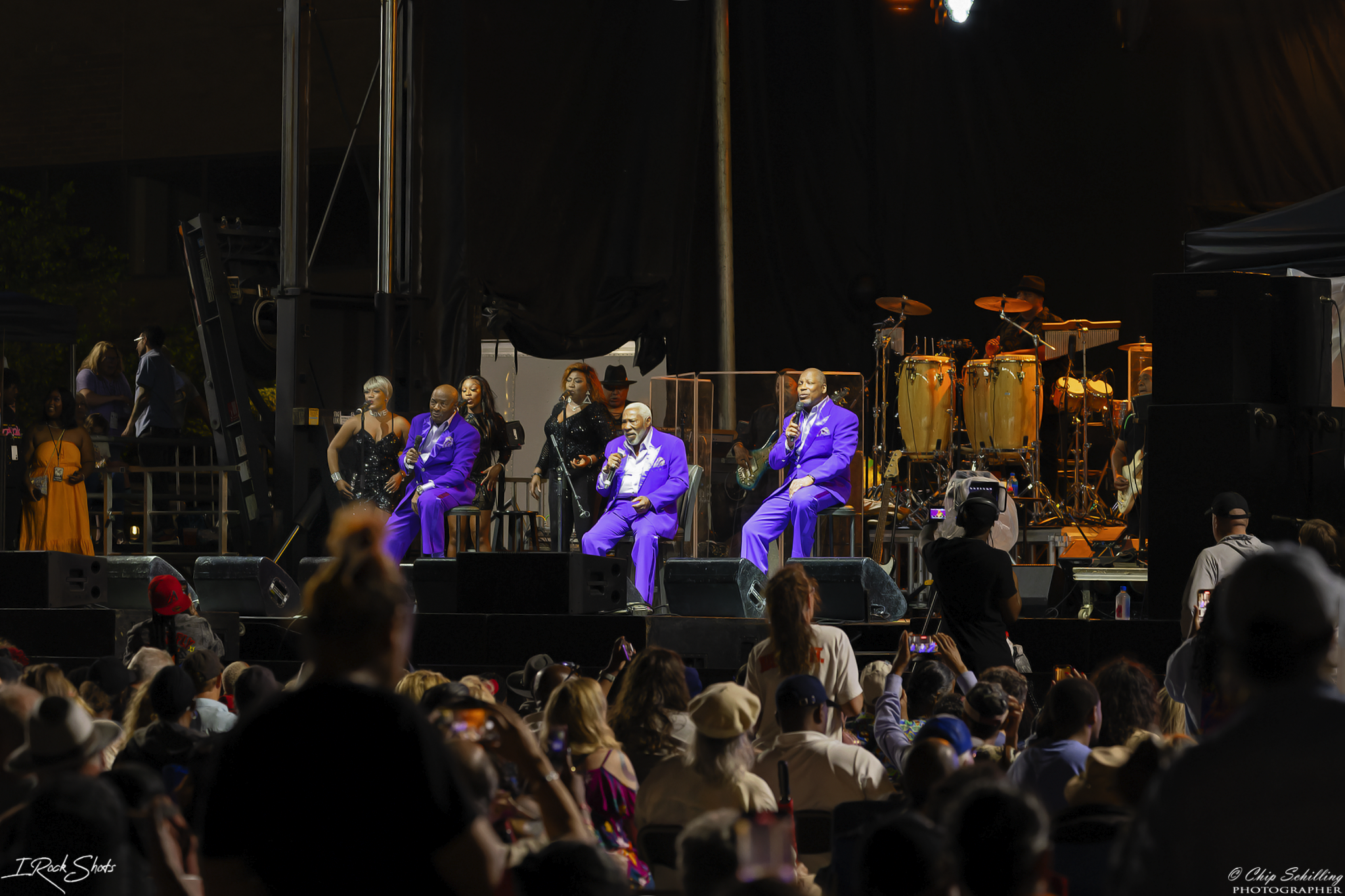 _05A8544-CR3_Dx Web.png