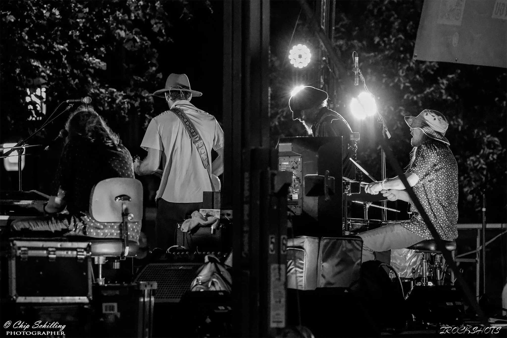 _05A6379-sm-Web-1.jpg