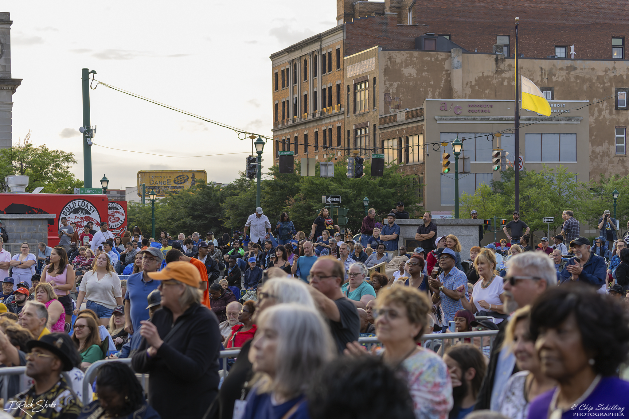 _05A8204-CR3_Dx Web.png