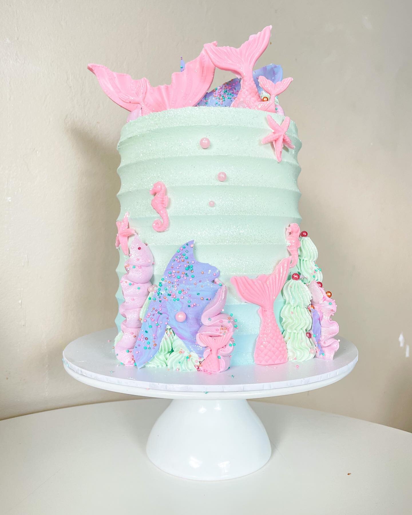 Another Last Minute Cake &hellip; Ordered from Auckland for a Special Gals Birthday Today! 

#mermaidcake